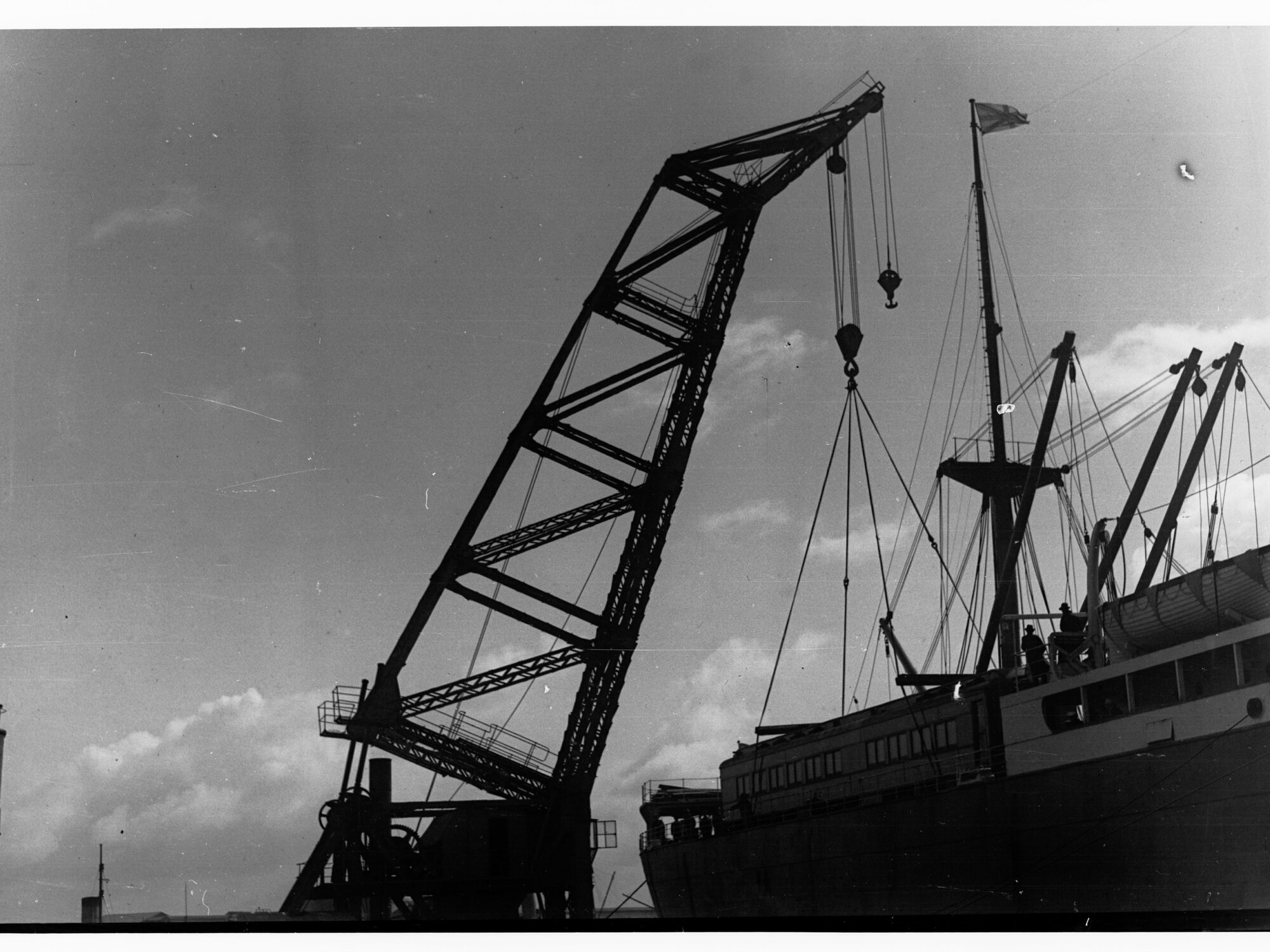 Unloading Pullman Dining Car at Port Adelaide