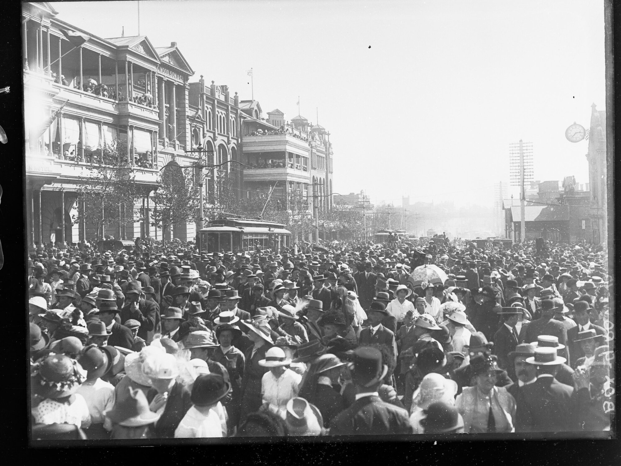 SA Expeditionary Force for World War I parade on crowded North terrace, Adelaide 
SA Expeditionary Force parade on North terrace - the crowd
SA Expeditionary Force parade on North terrace - the crowd
SA Expeditionary Force parade on North terrace - the cr