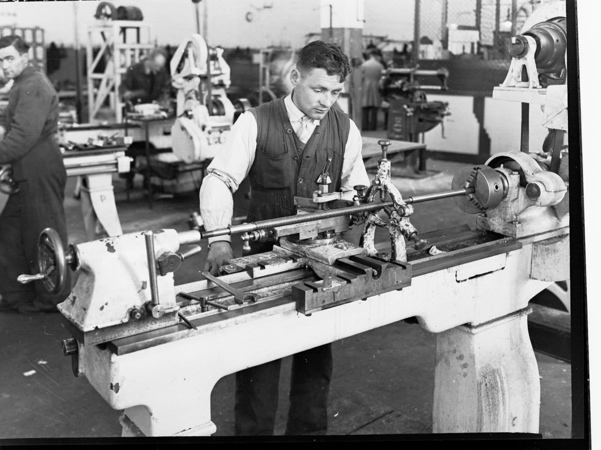 School of Mines, Trade School, South Australia showing machinery