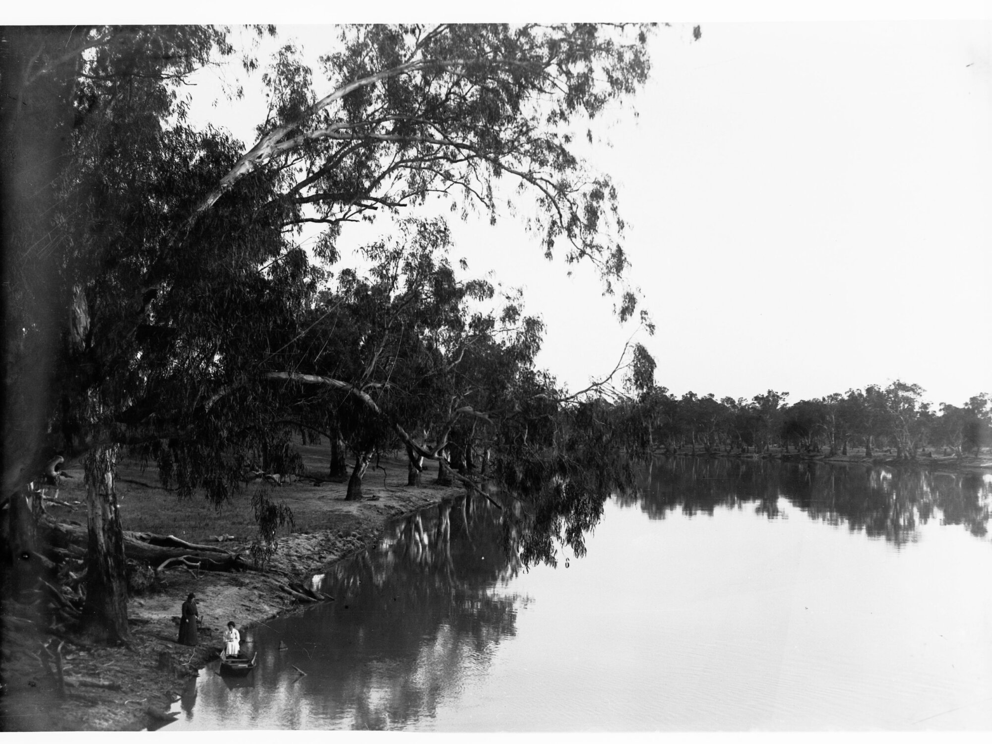 River scene with two women, River Murray