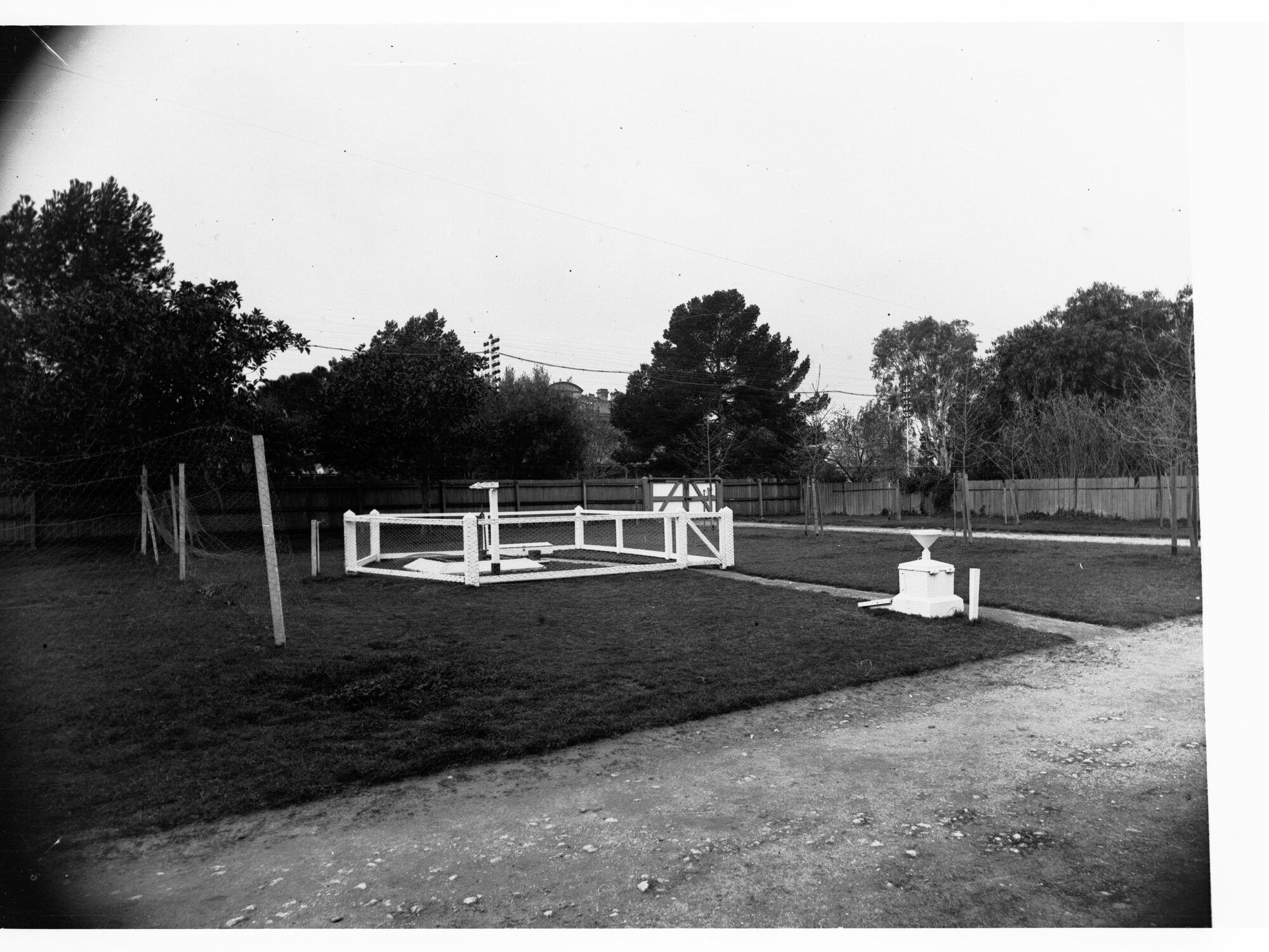 Adelaide Observatory Meteorology Equipment