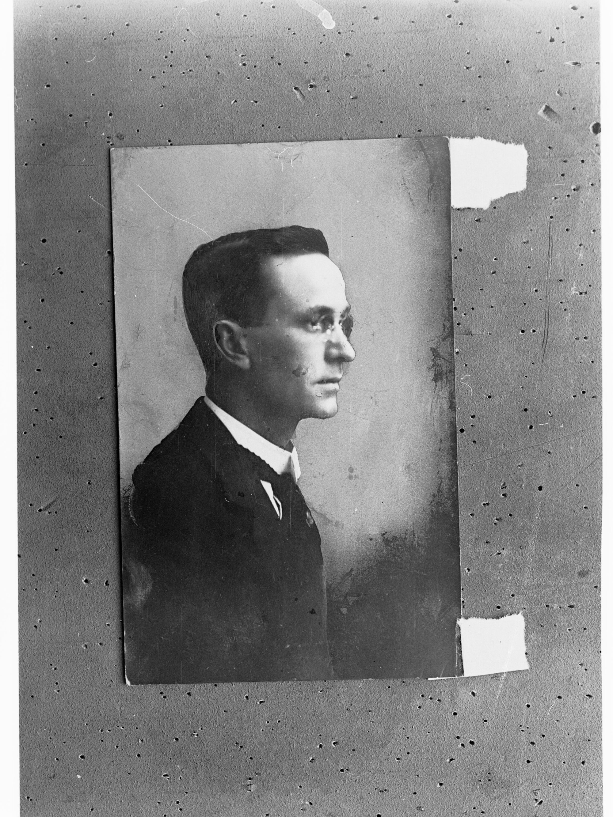Portrait of an unidentified man