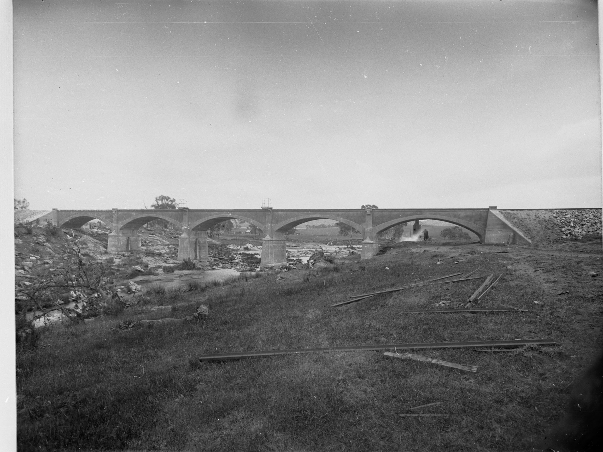 Bridge on railway line over Reedy Creek