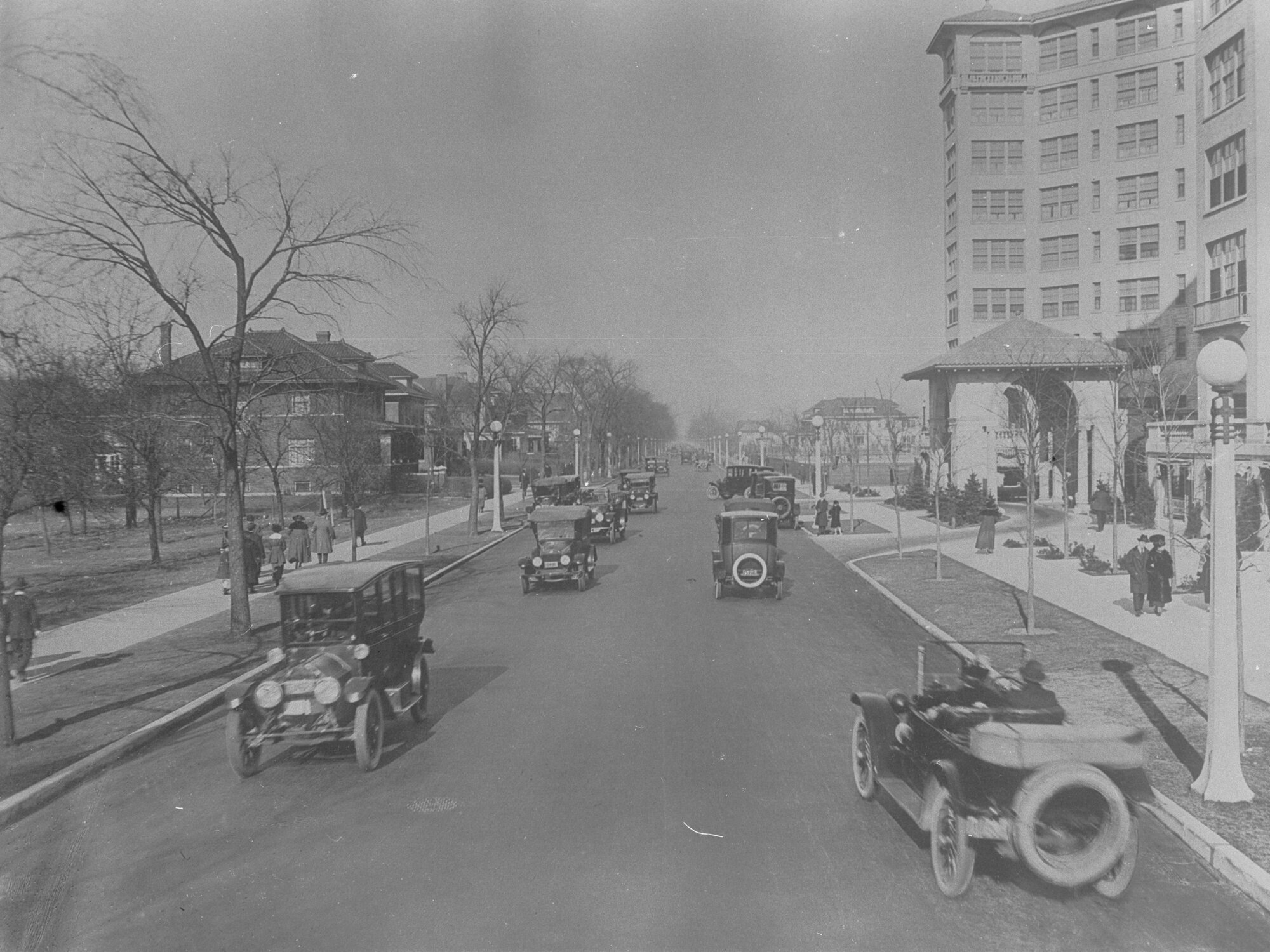 View of unknown street in USA - Town Planning photos USA