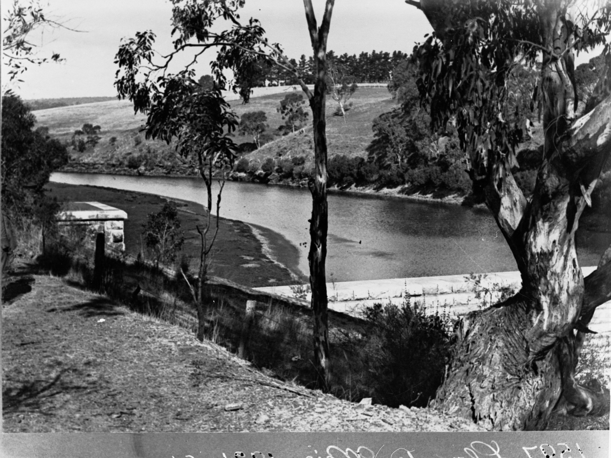 Clarendon Weir