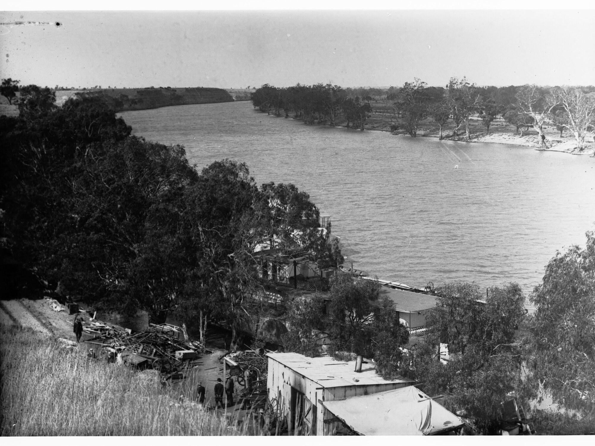 Paddlesteamer on River Murray