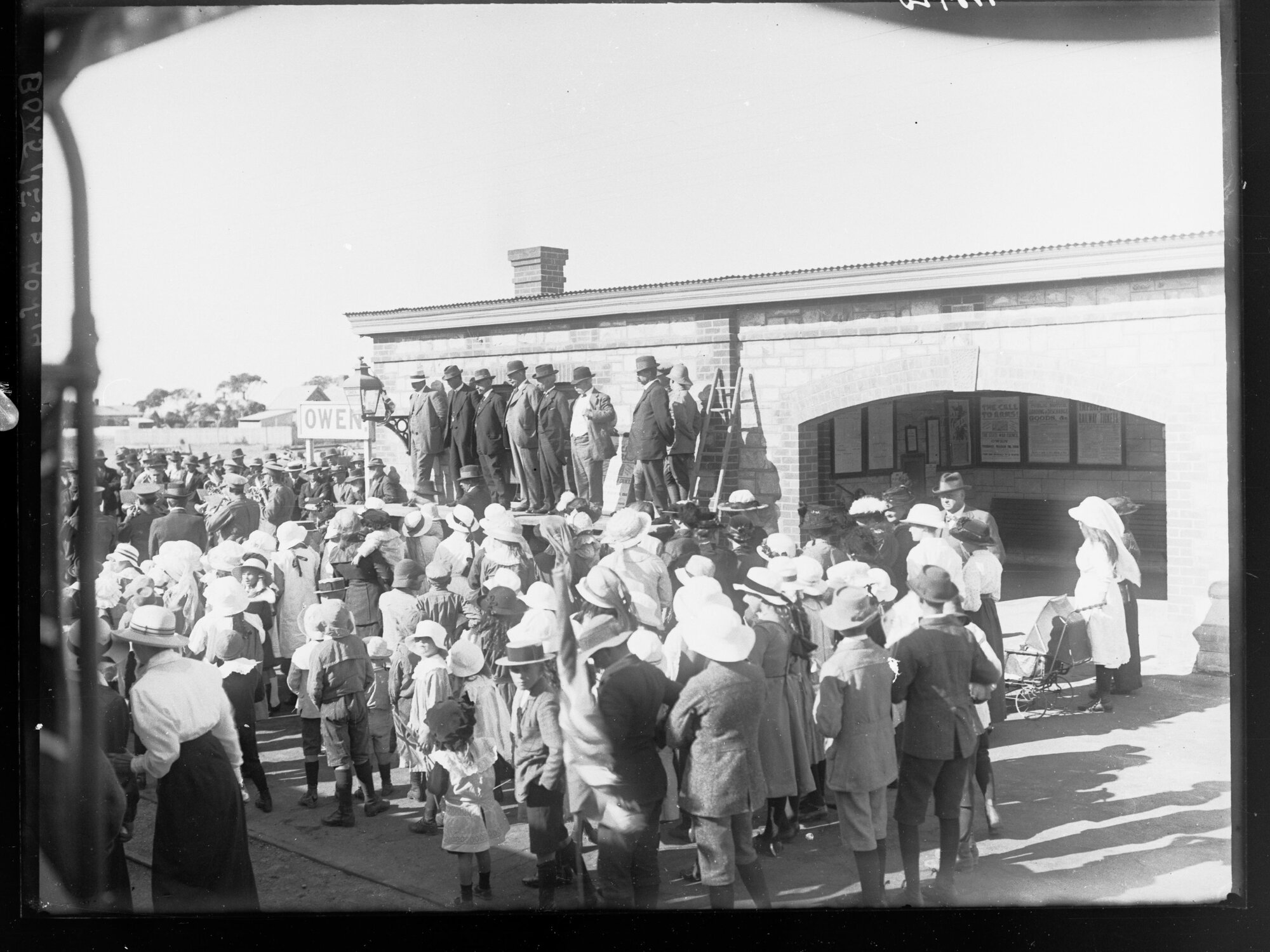 Northern Districts Recruiting tour at Owen Railway Station