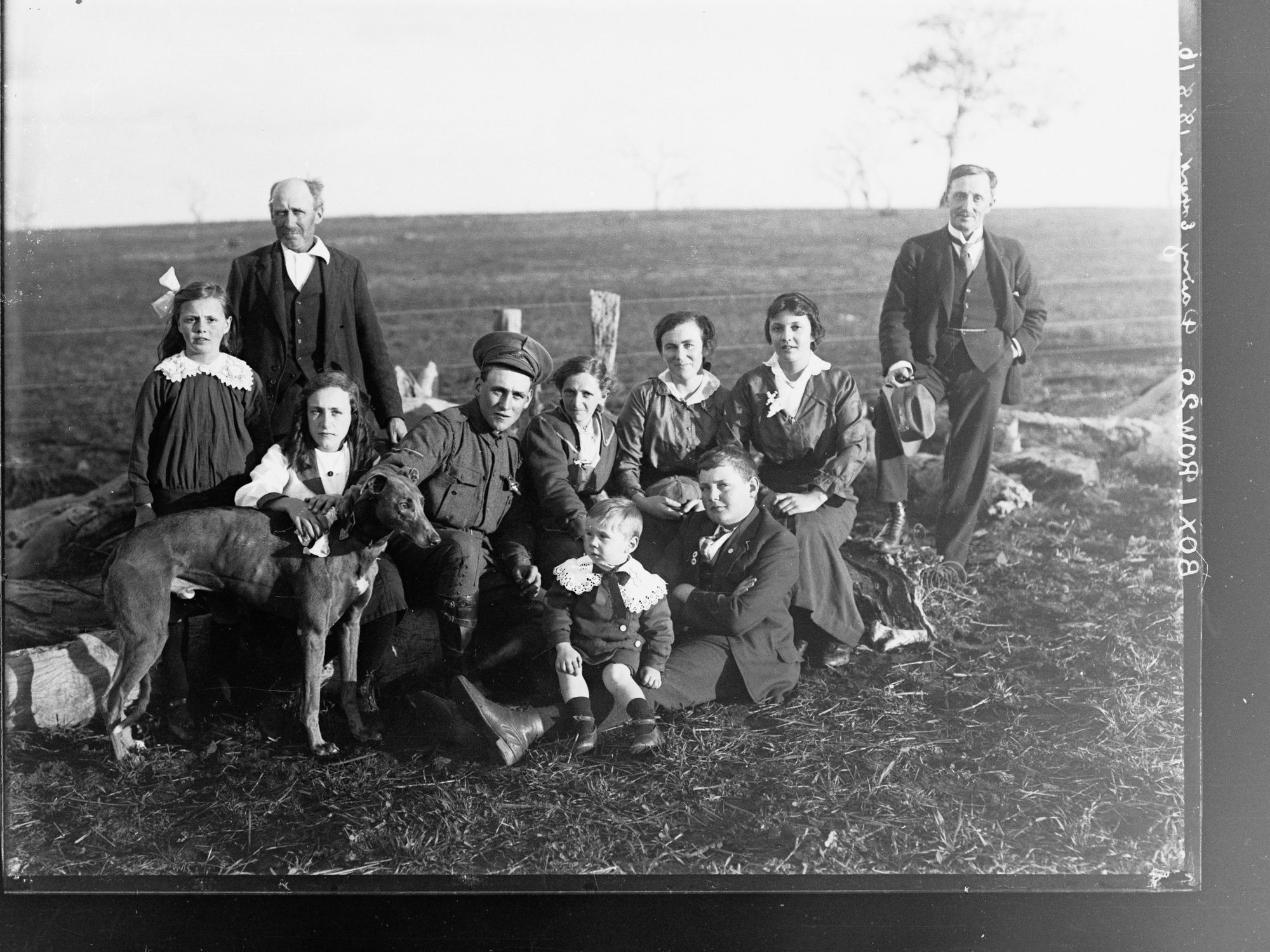 Family gathering on J M Hudd's farm at Bletchley, near Strathalbyn 1916