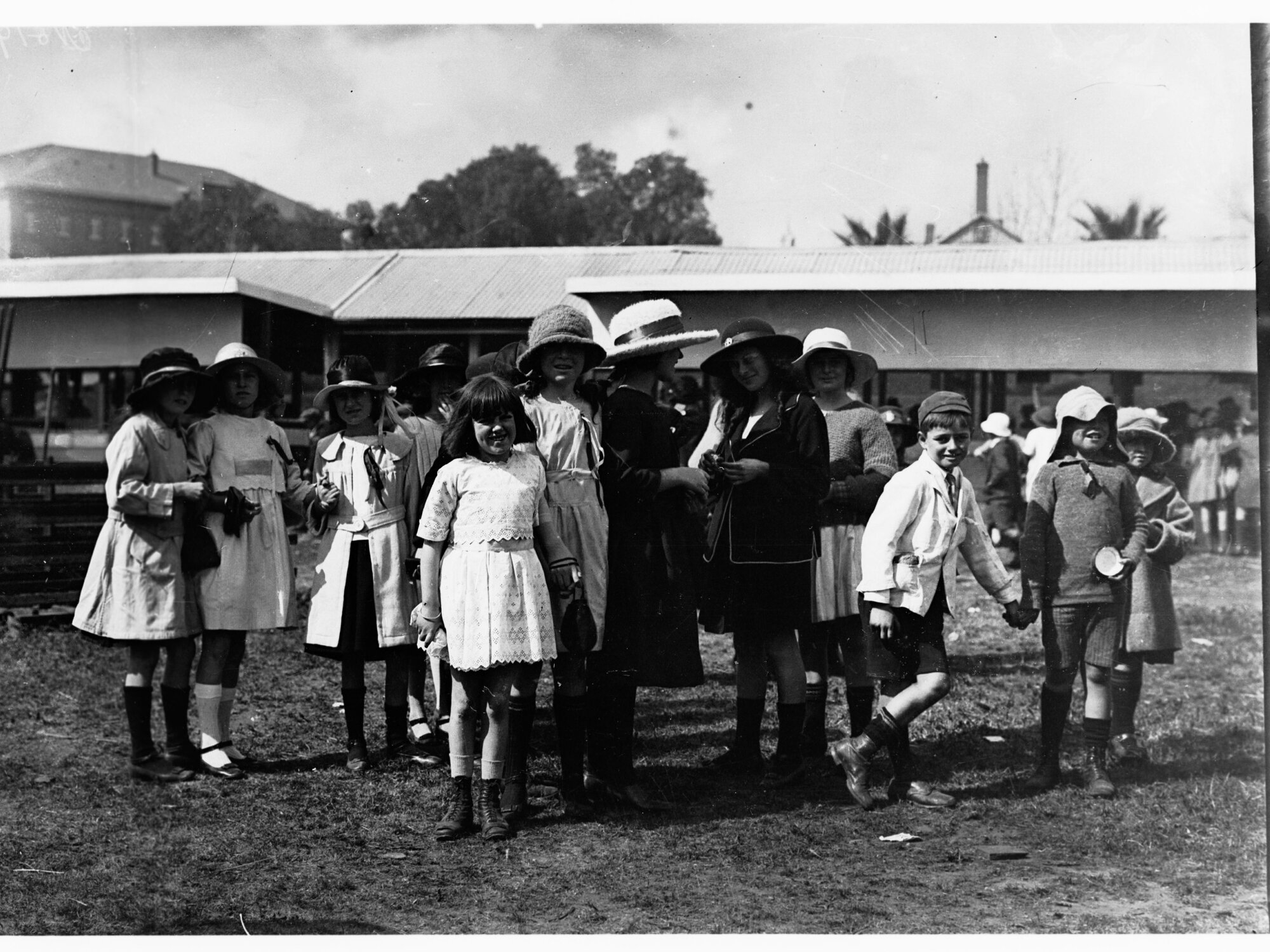Children at the Royal Adelaide Show  