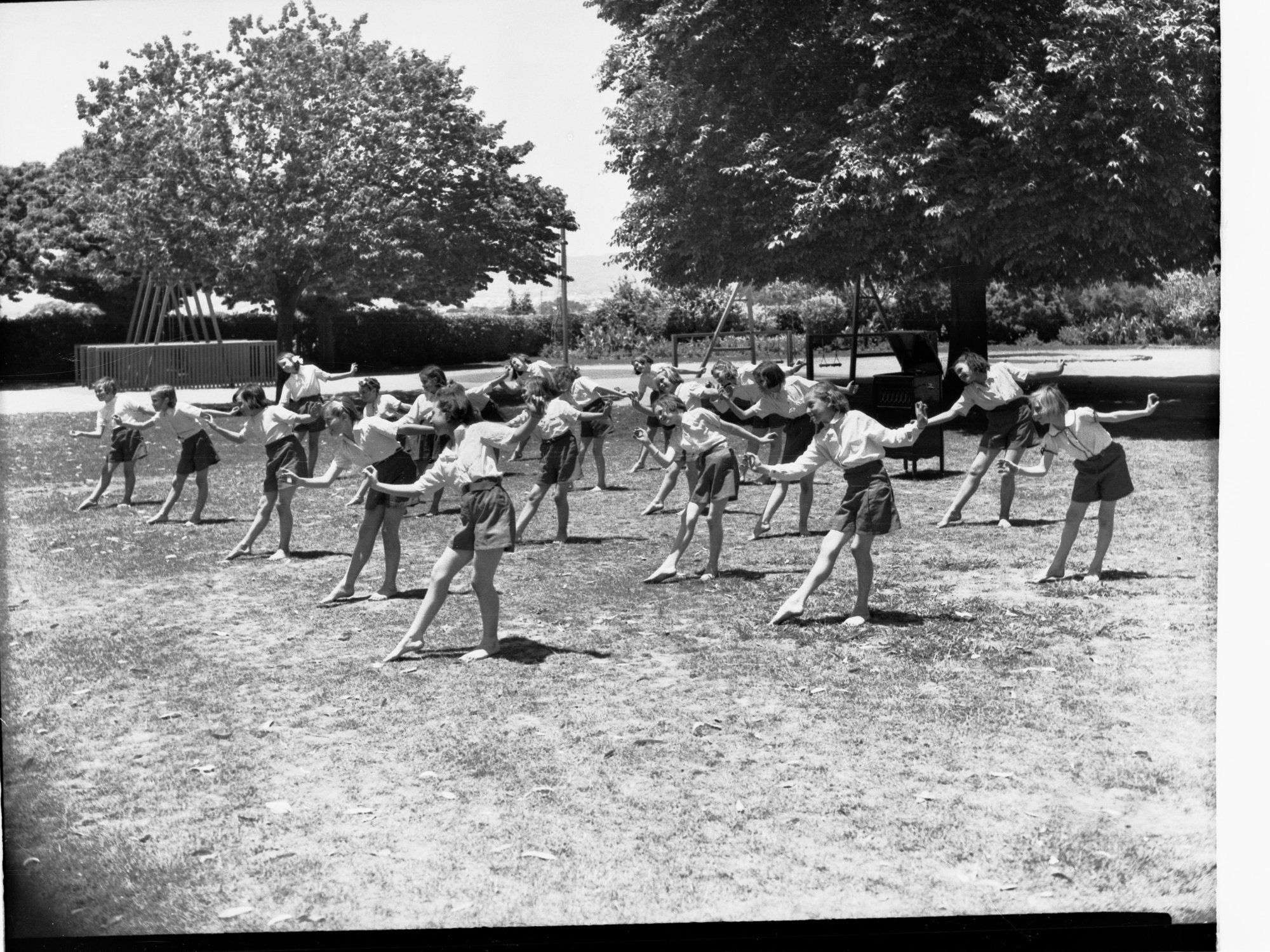 North Adelaide School Girls Calisthenics, c1945