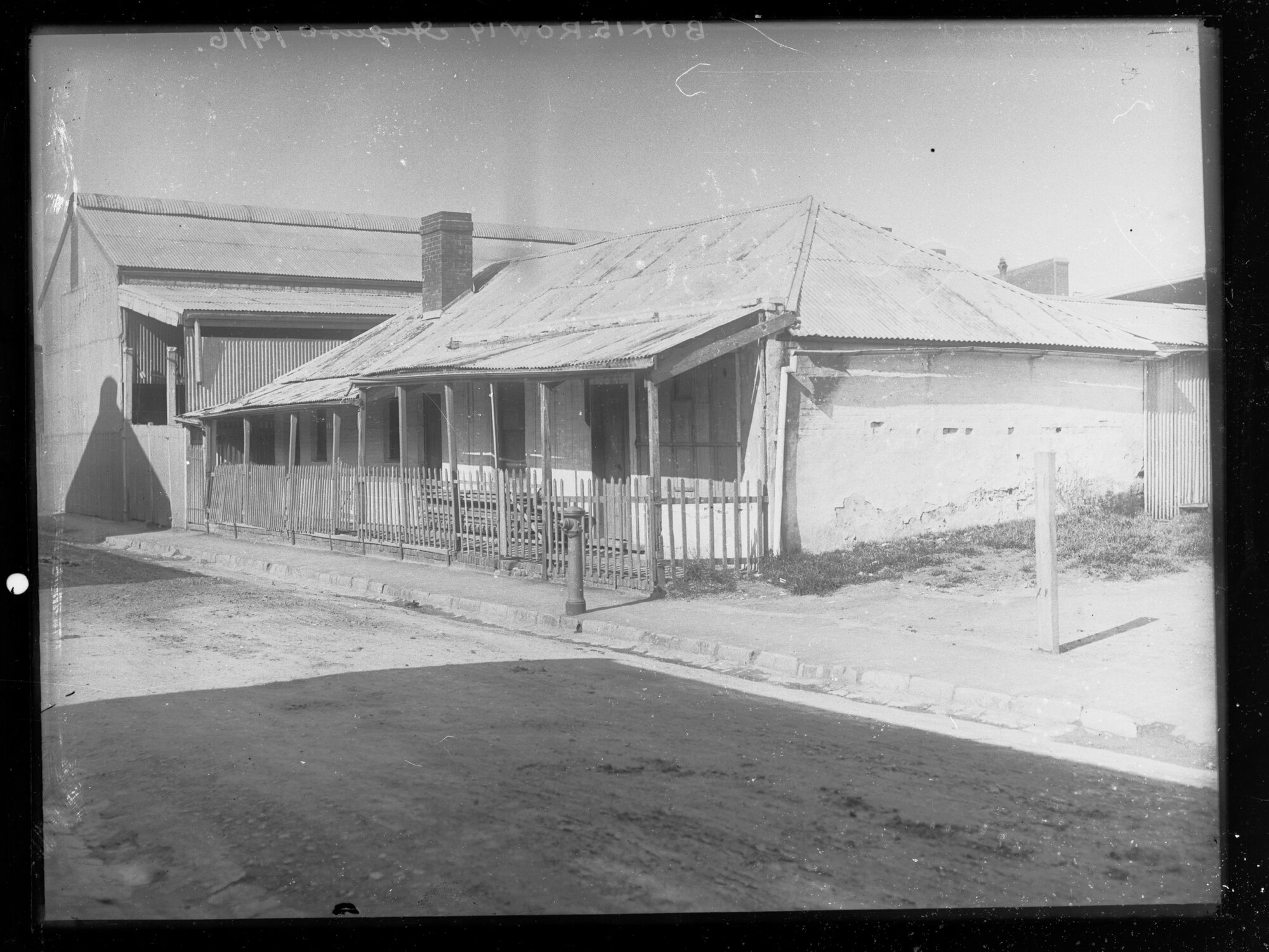 View of cottage in Hawdon Street, Adelaide.