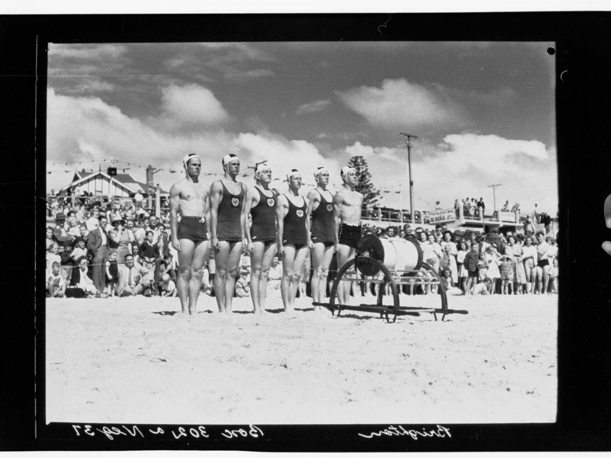 Brighton - lifesaving demonstration