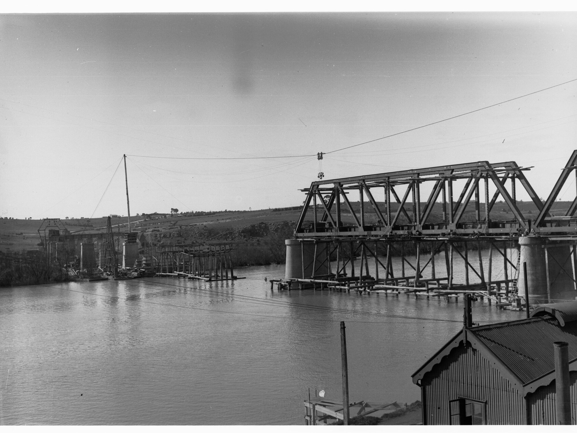 Murray Bridge under construction