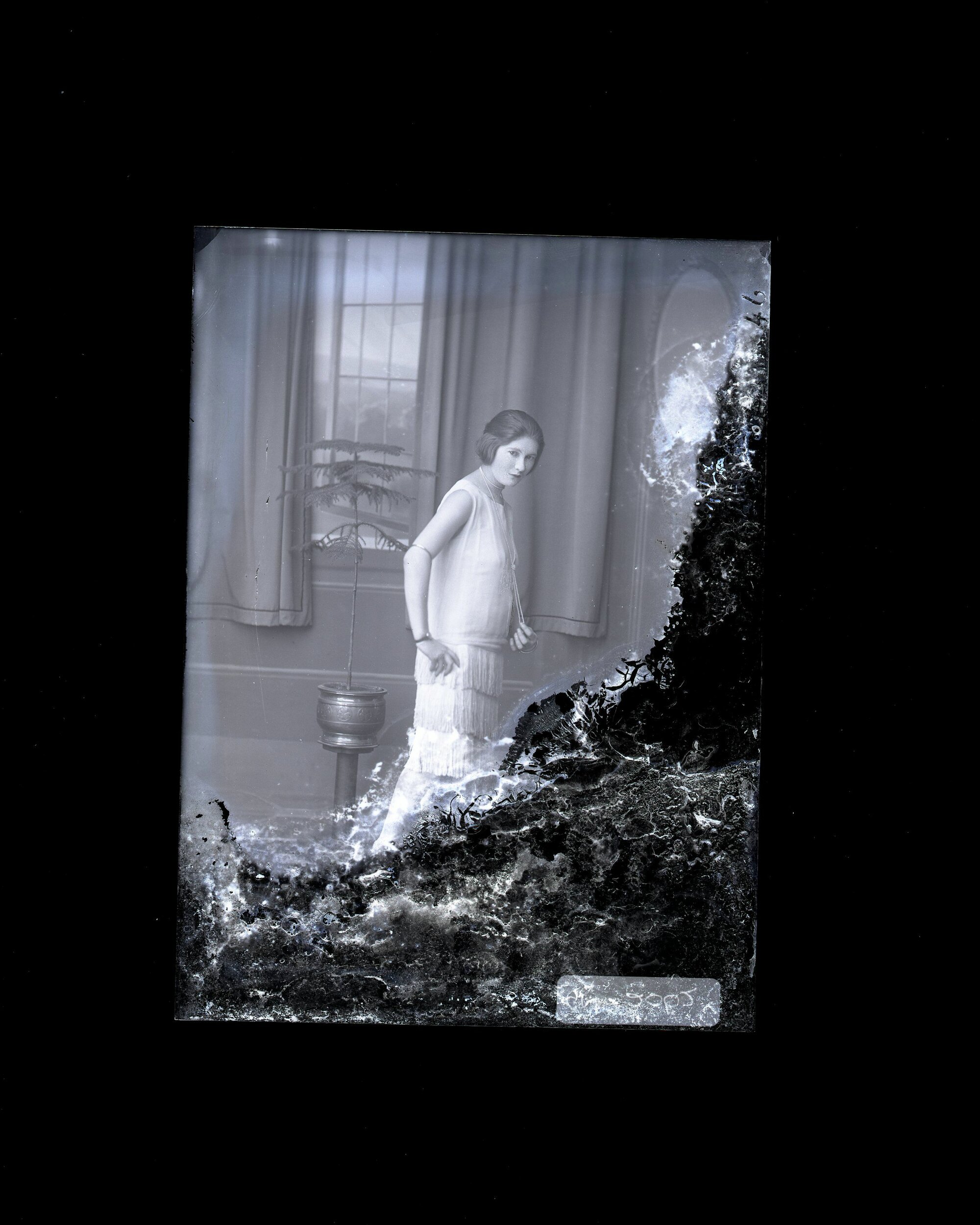 Woman - No Name