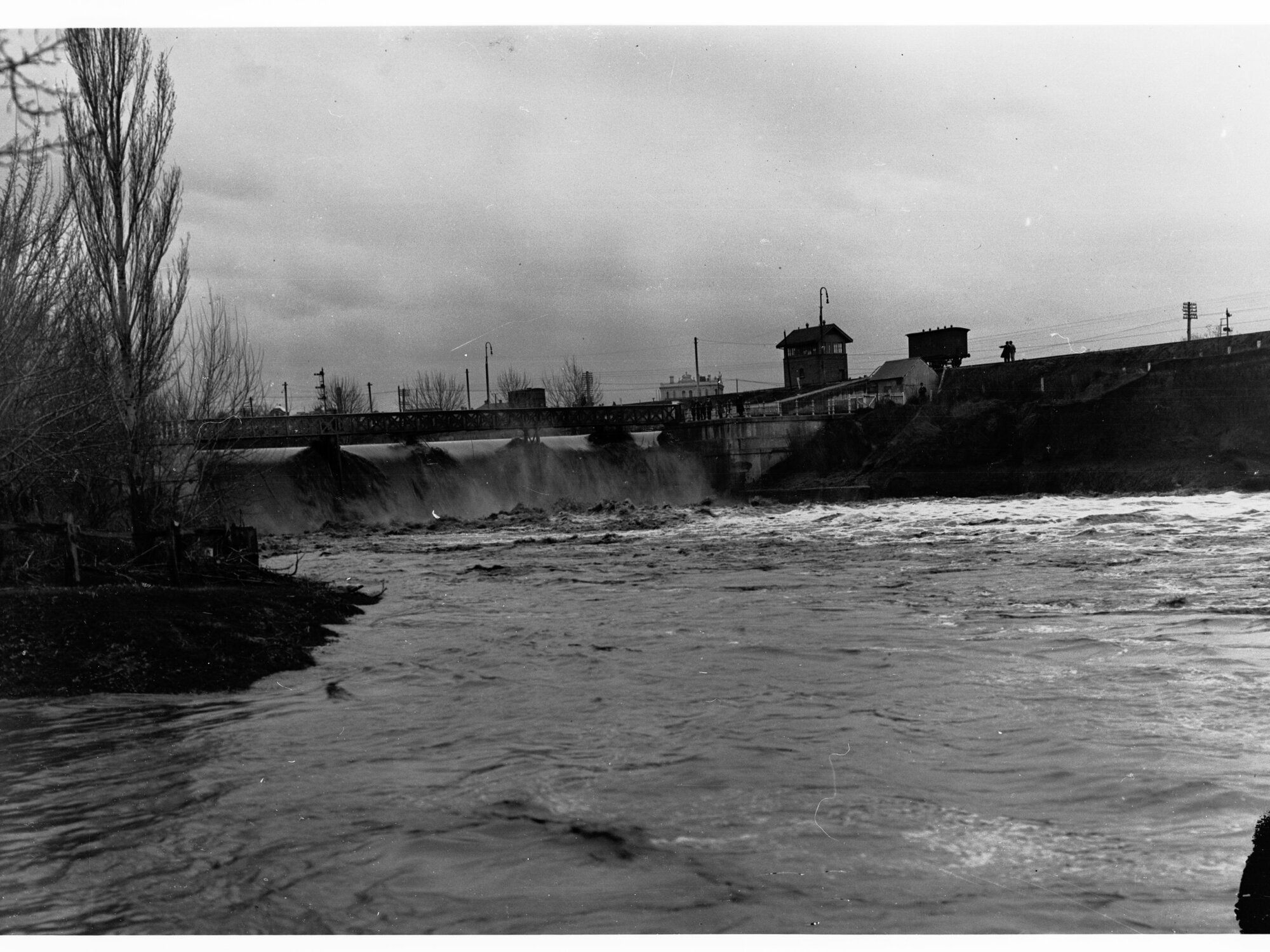 Adelaide Railway Station Showing Weir Over River Torrens