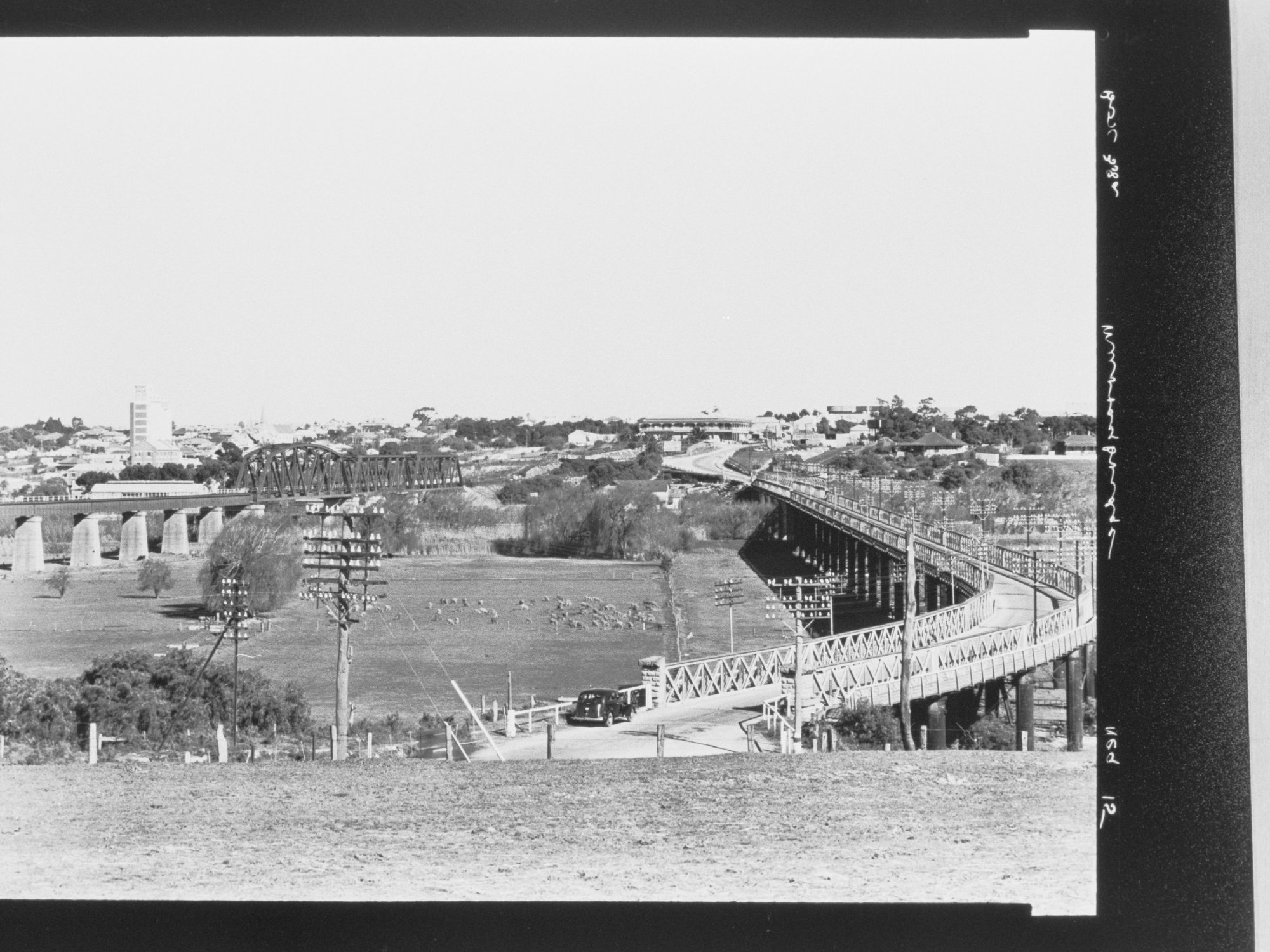 Murray Bridge - bridges &amp; town