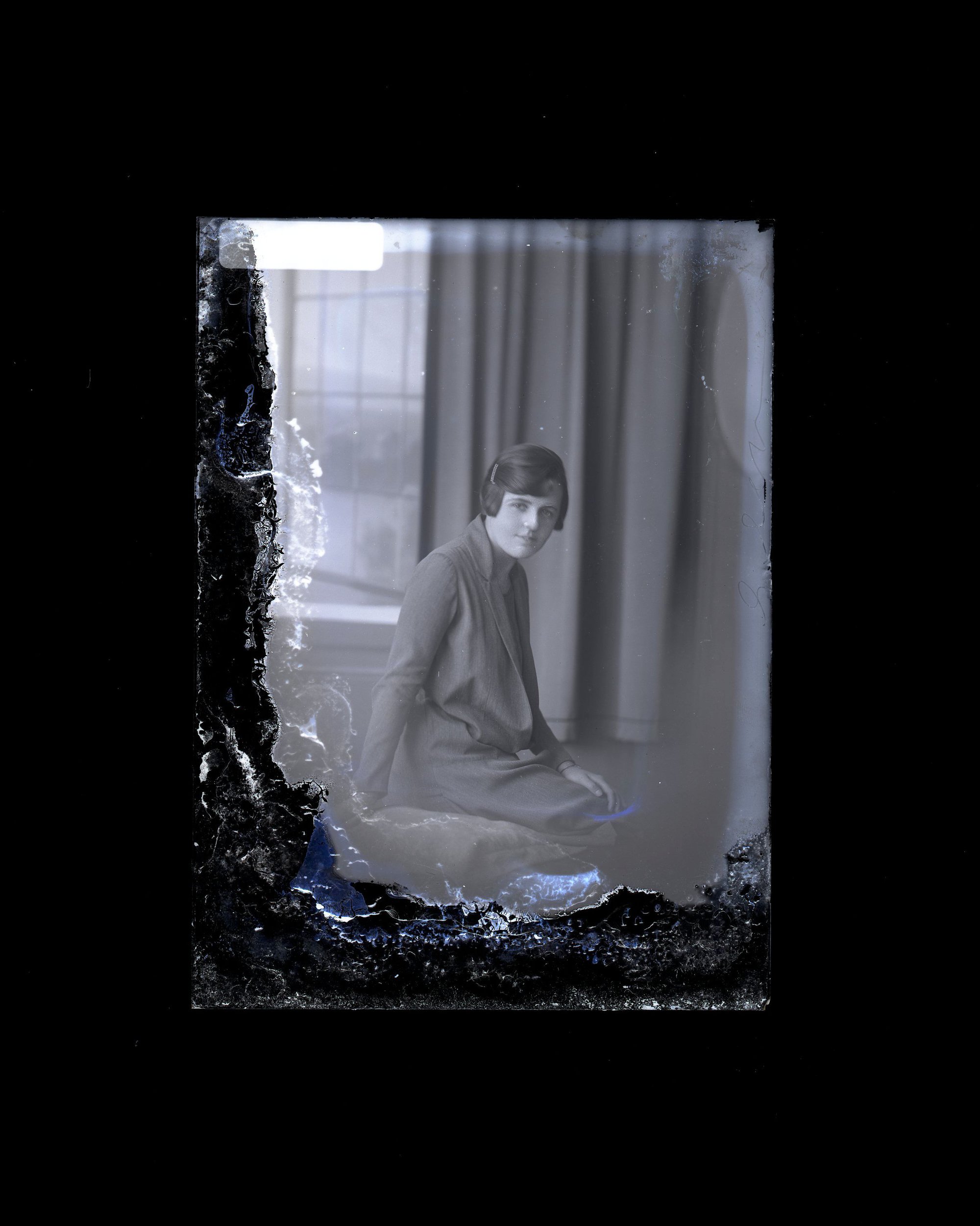 Woman - No Name