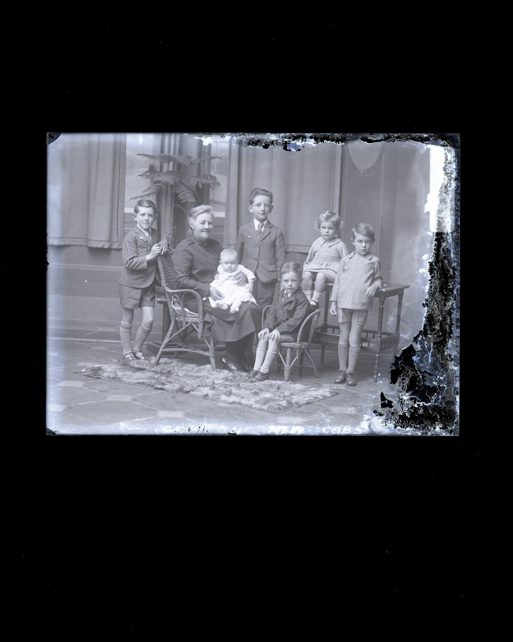 Woman &amp; Children - Caphorn