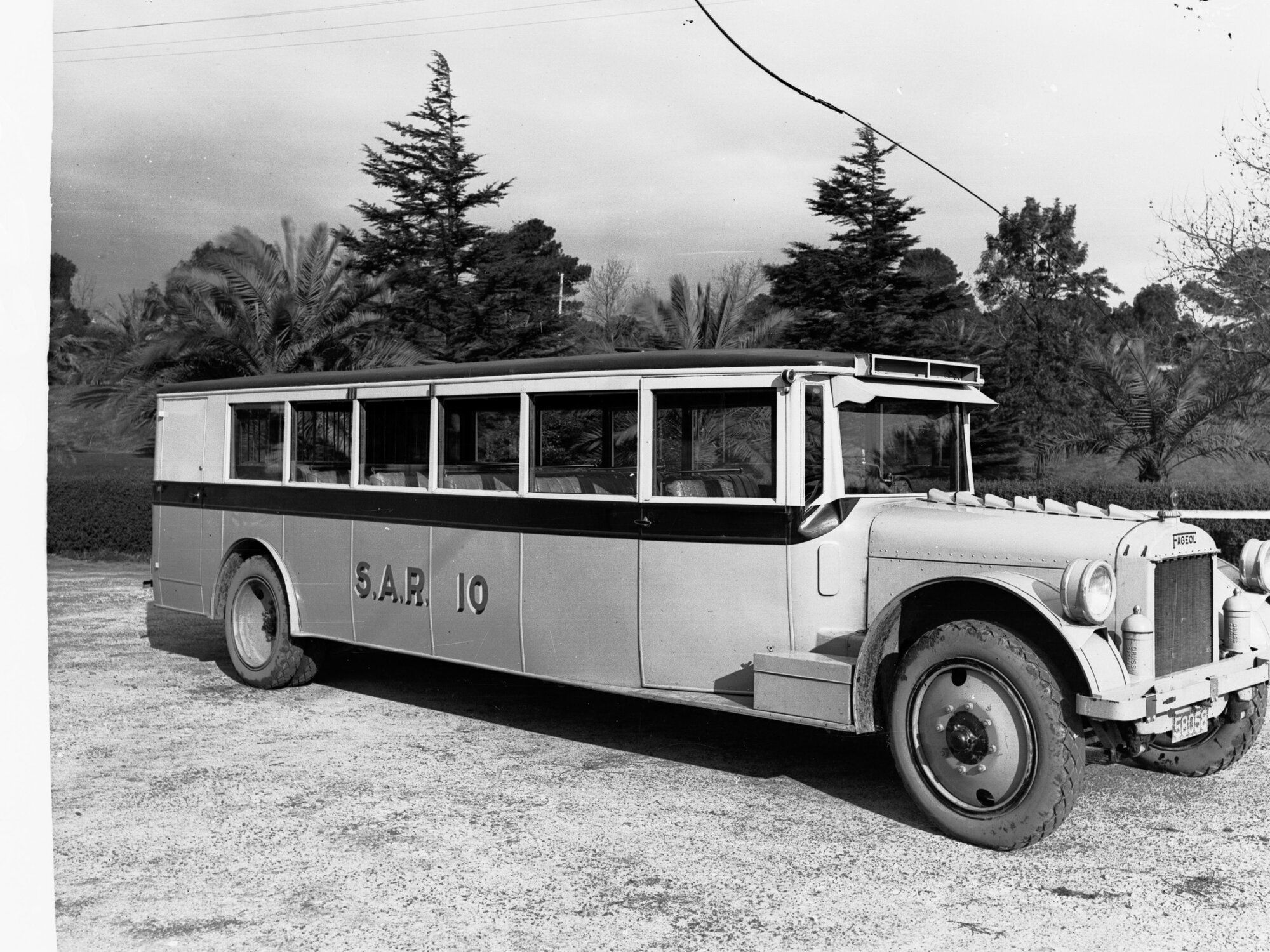 South Australian Railways Royal Mail Bus to Mannum