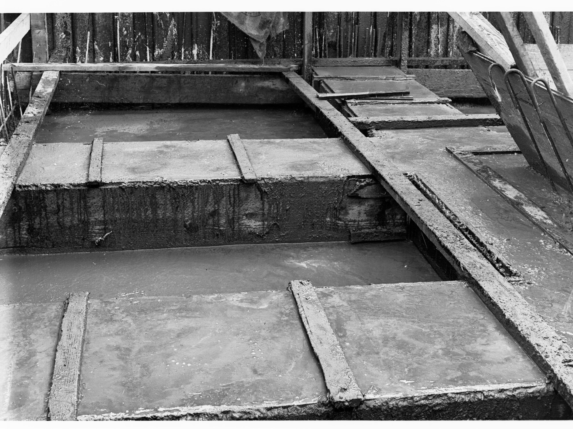 Glenelg Treatment Works, details of floor beams, preliminary settling tank