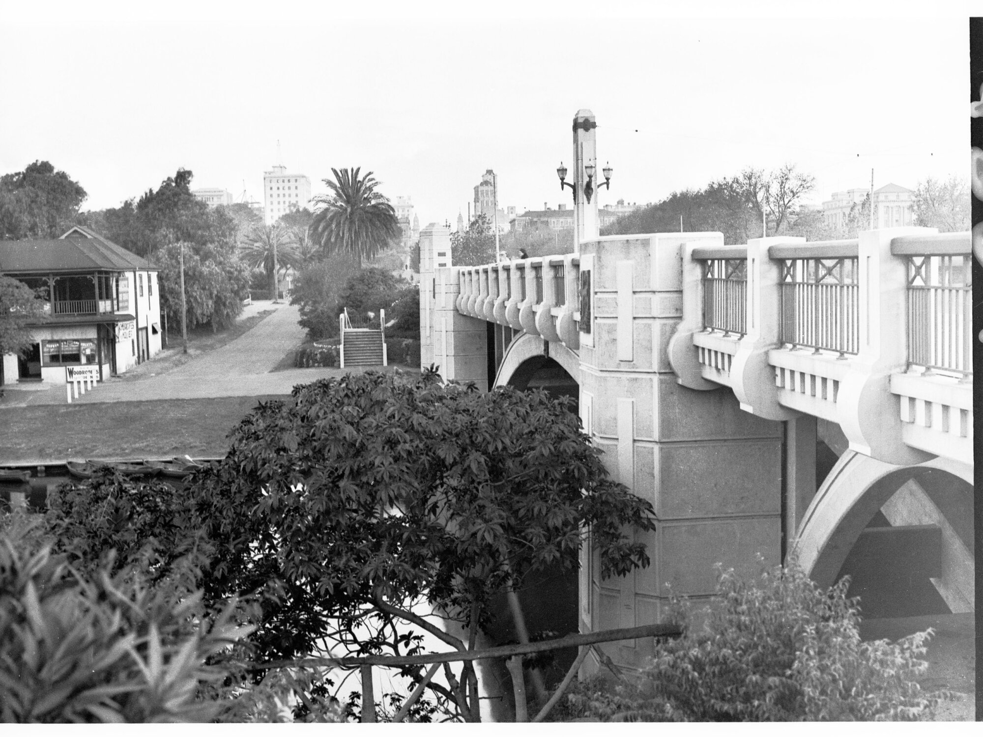 City bridge on King William Road looking south towards city - shows Jolleys Boat House
