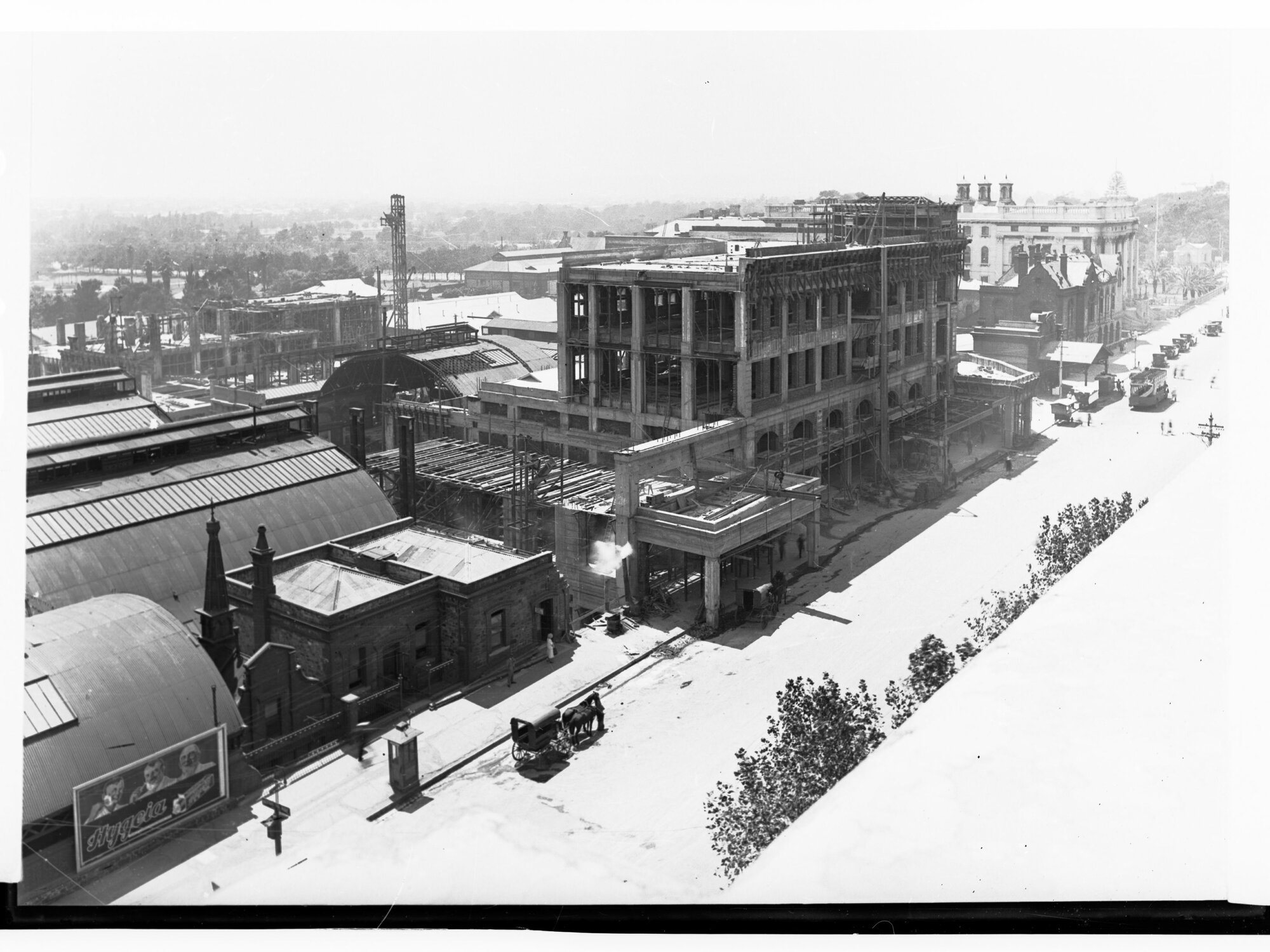 Construction of Adelaide Railway Station