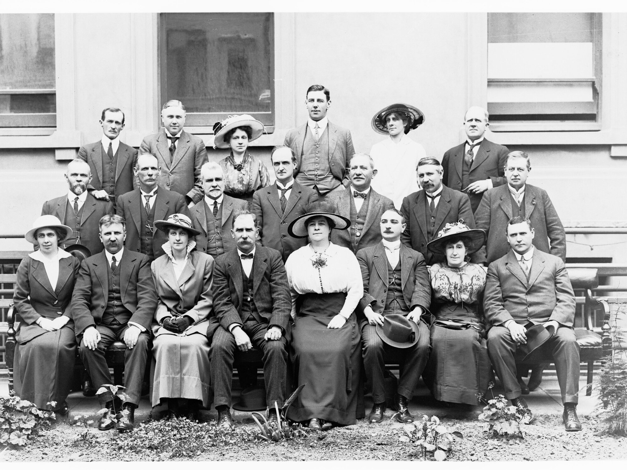 Repatriation Group - men and women