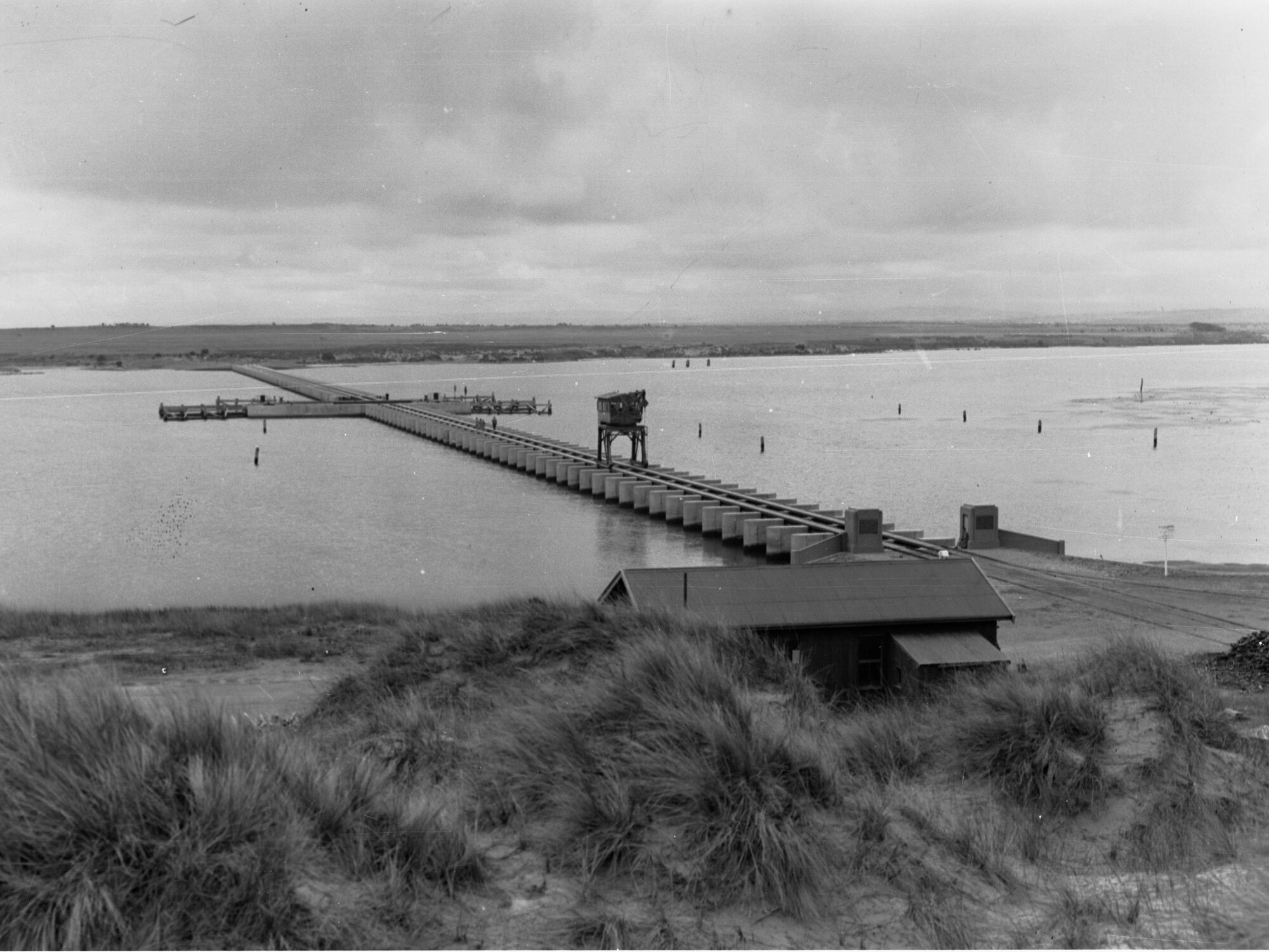 Goolwa Barrage showing crane