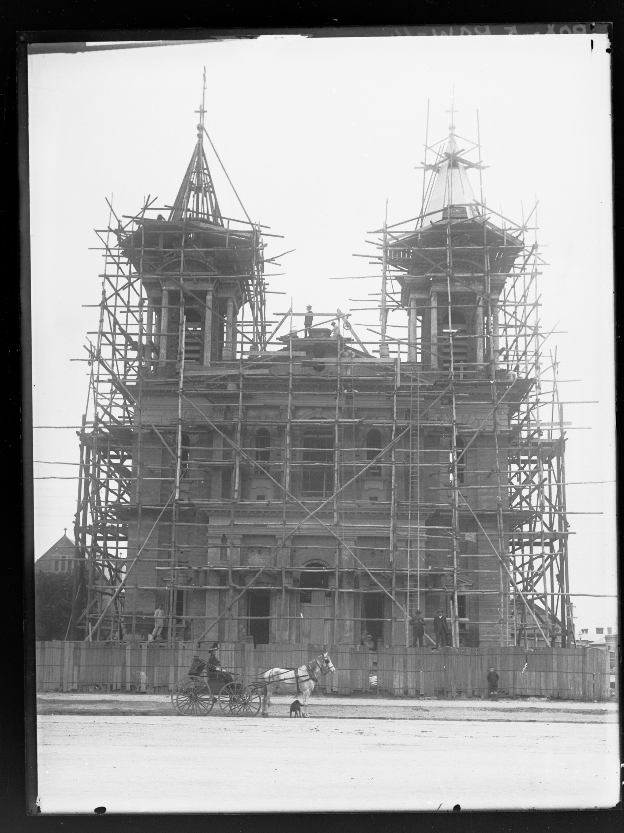 Construction of St Patrick's Church in Grote Street - 1913-1914
