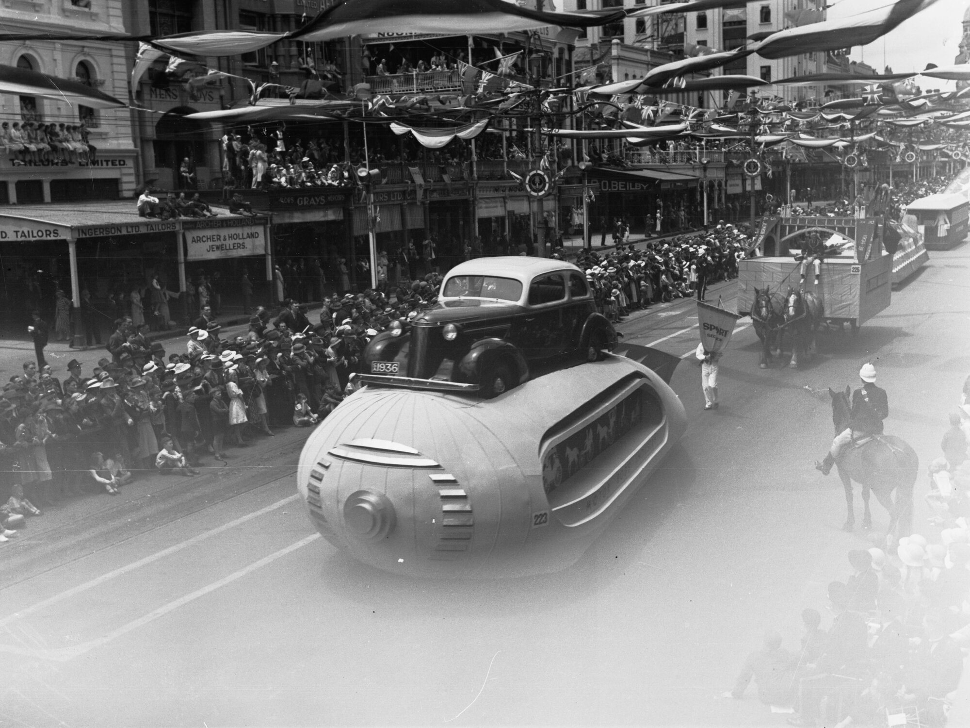 Pageant of progress King William Street Adelaide centenary