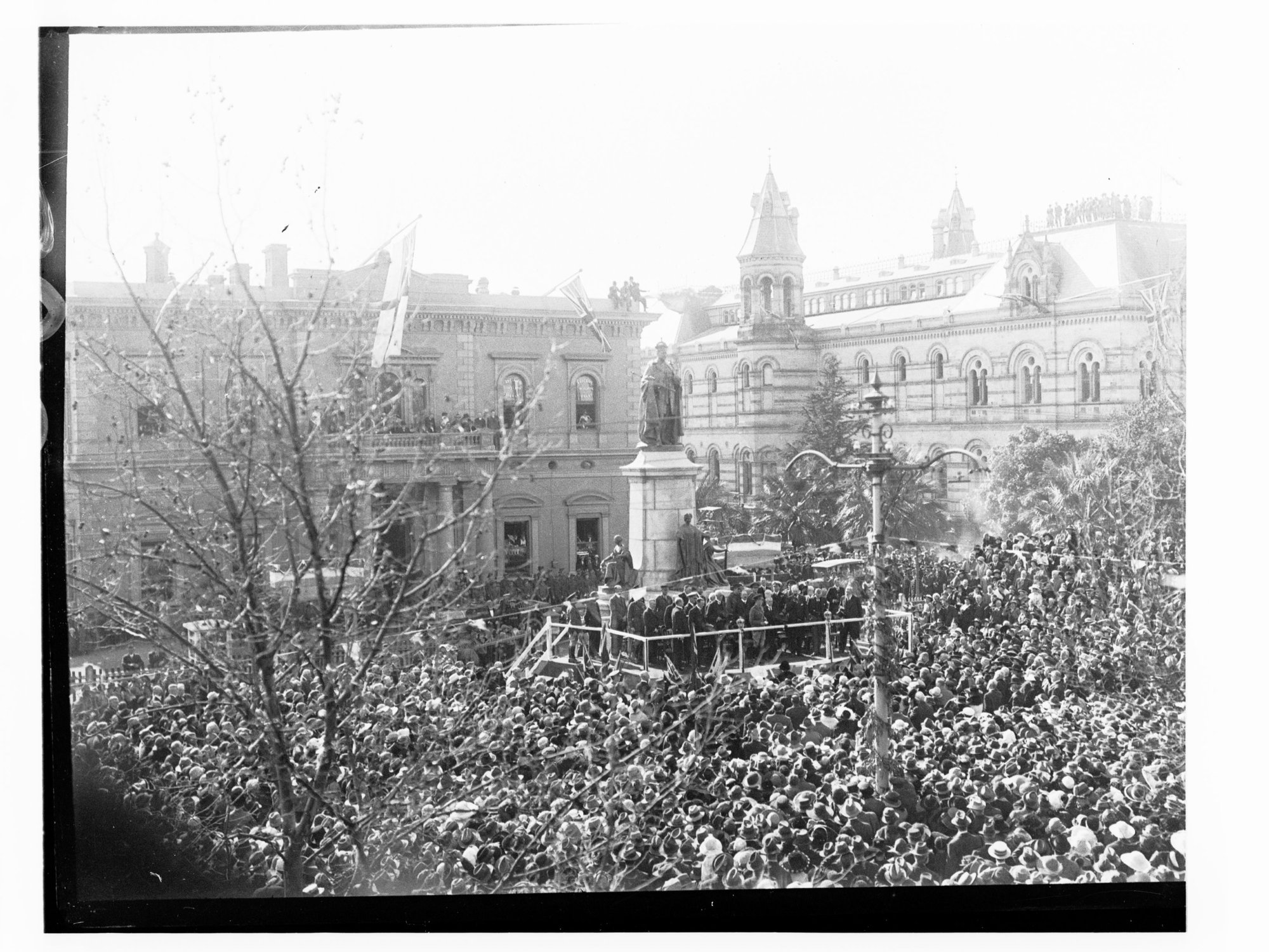 Unveiling of King Edward's Statue - by the Prince of Wales