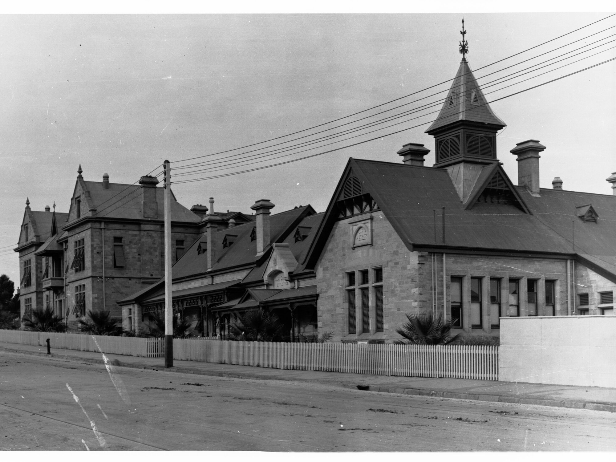 North Adelaide Showing Adelaide Childrens Hospital