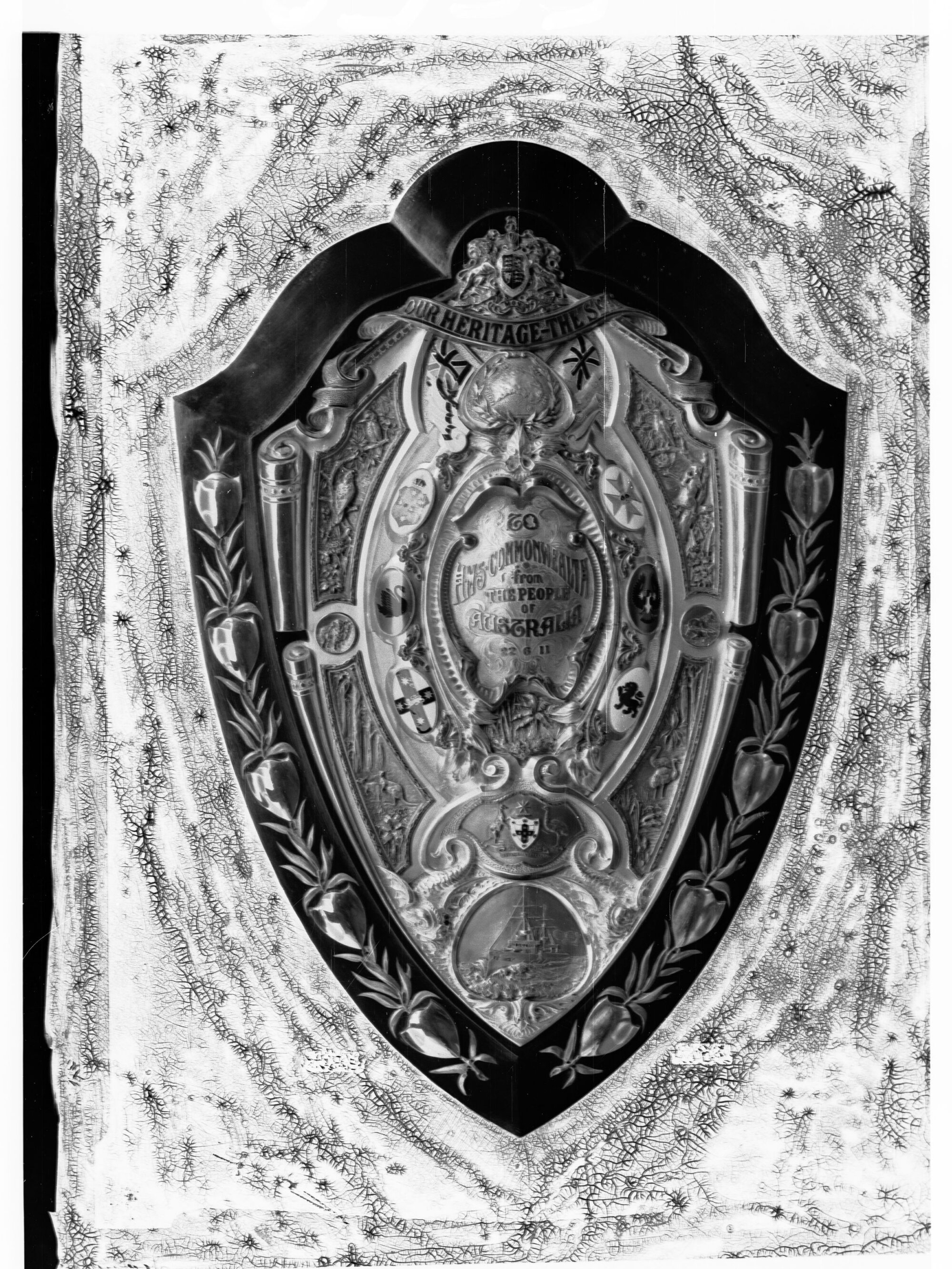 HMS Commonwealth Shield
