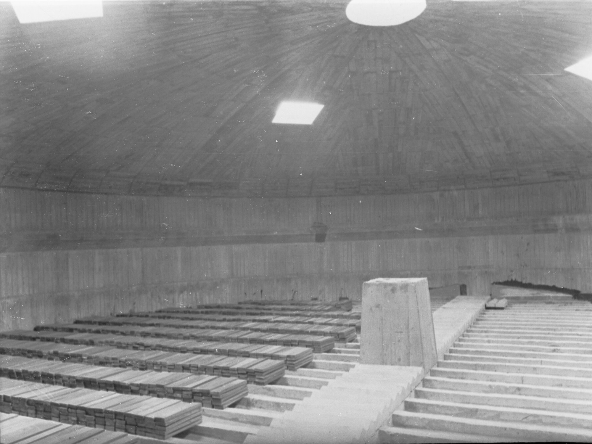 Sewers department treatment works, Woodside