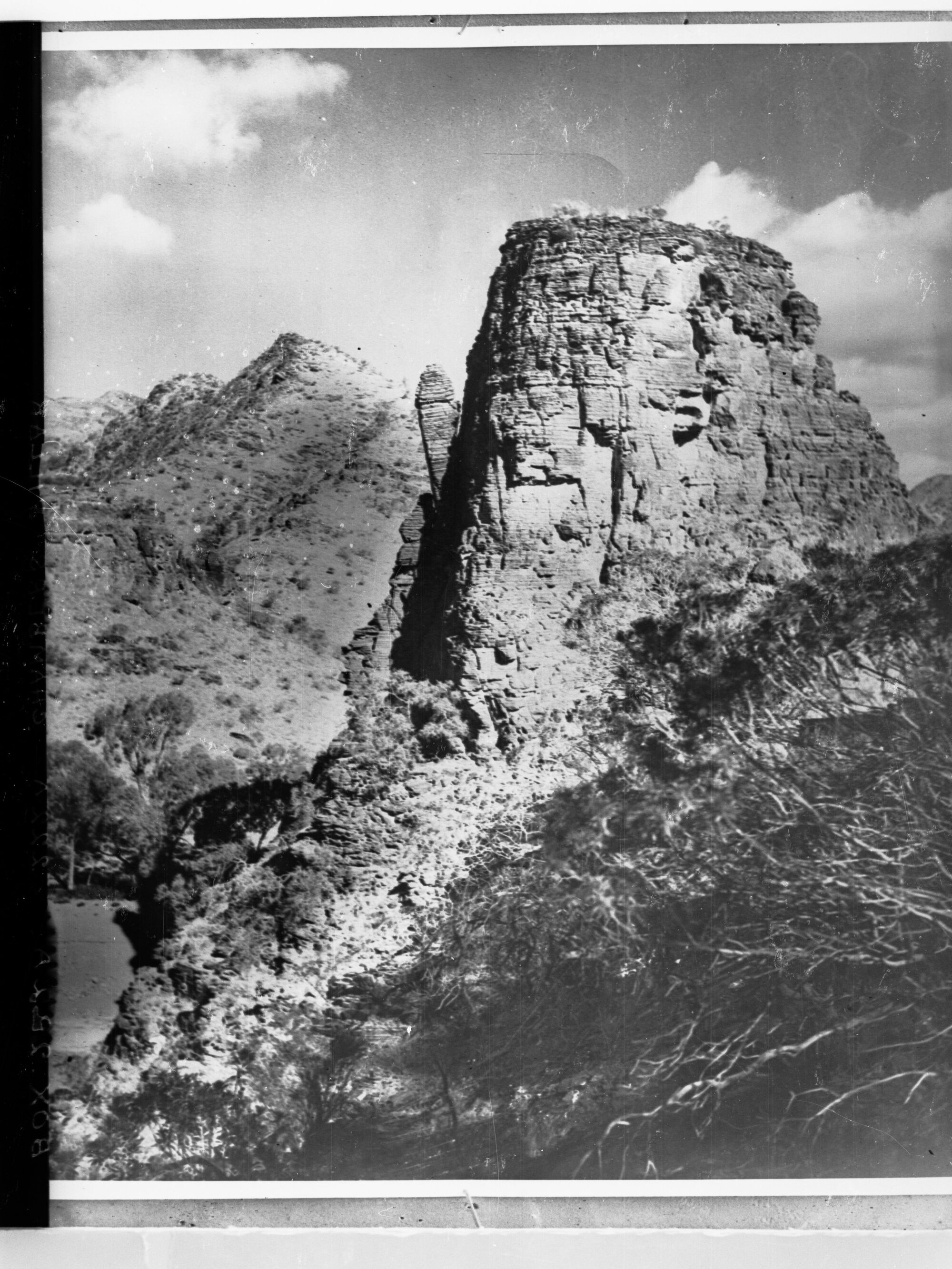 Windsor's Pillar in Chamber's Gorge, Flinders Ranges