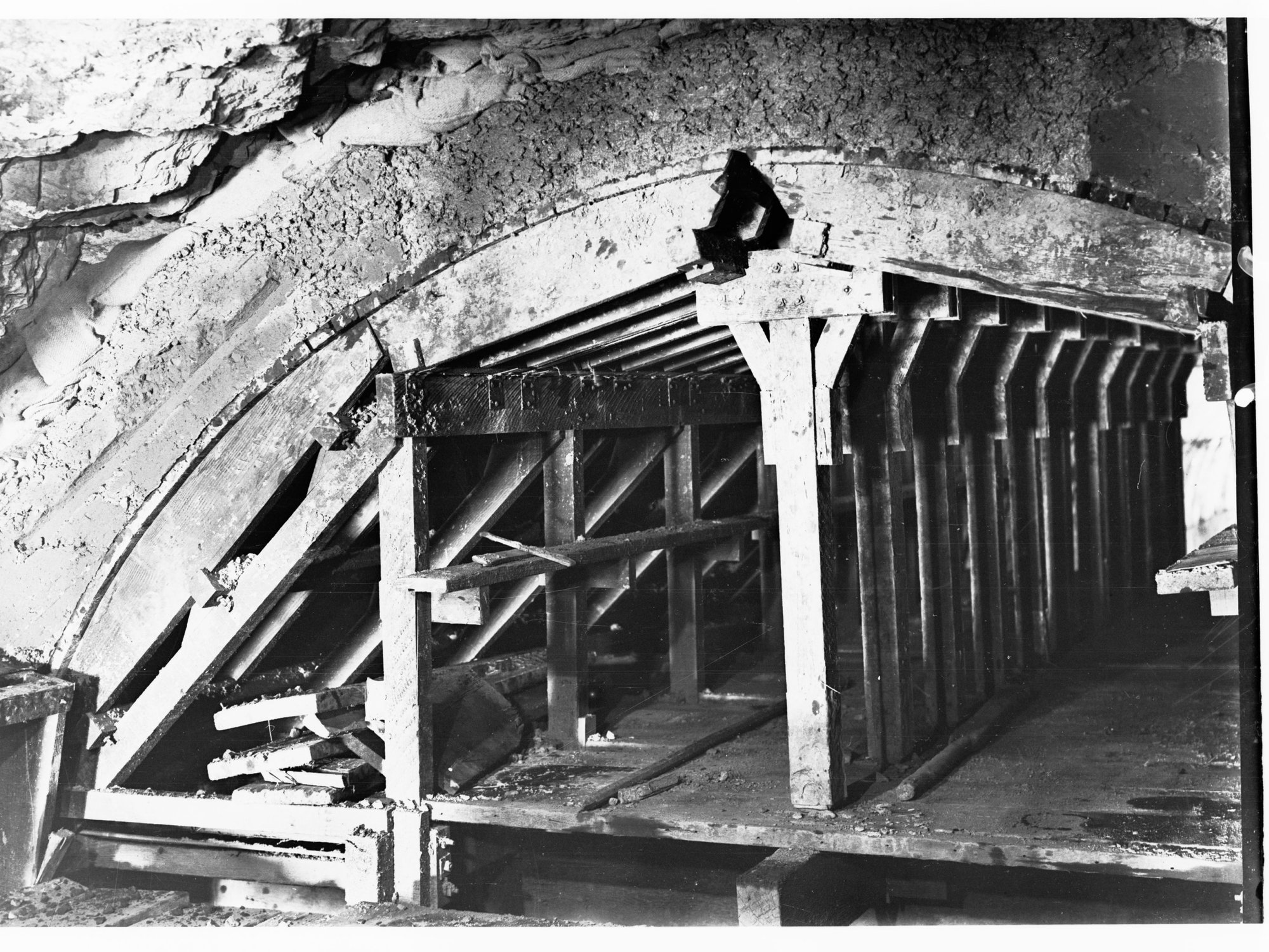 Concrete lining at the new Eden Hills Railway tunnel