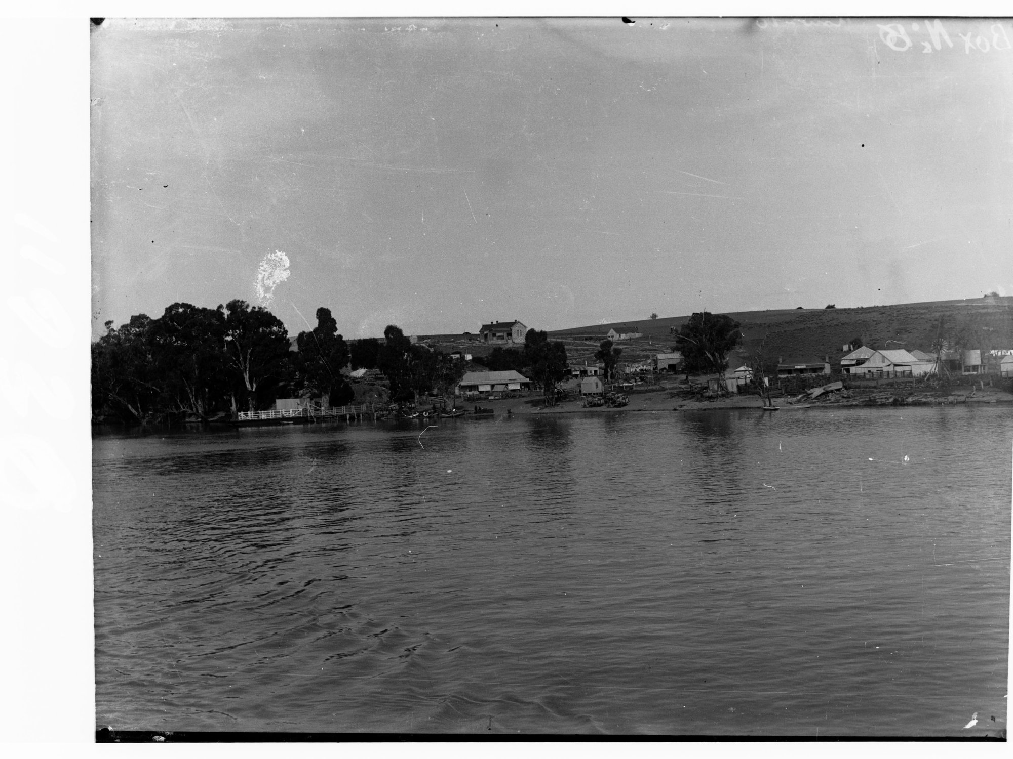River Murray, buildings of small township