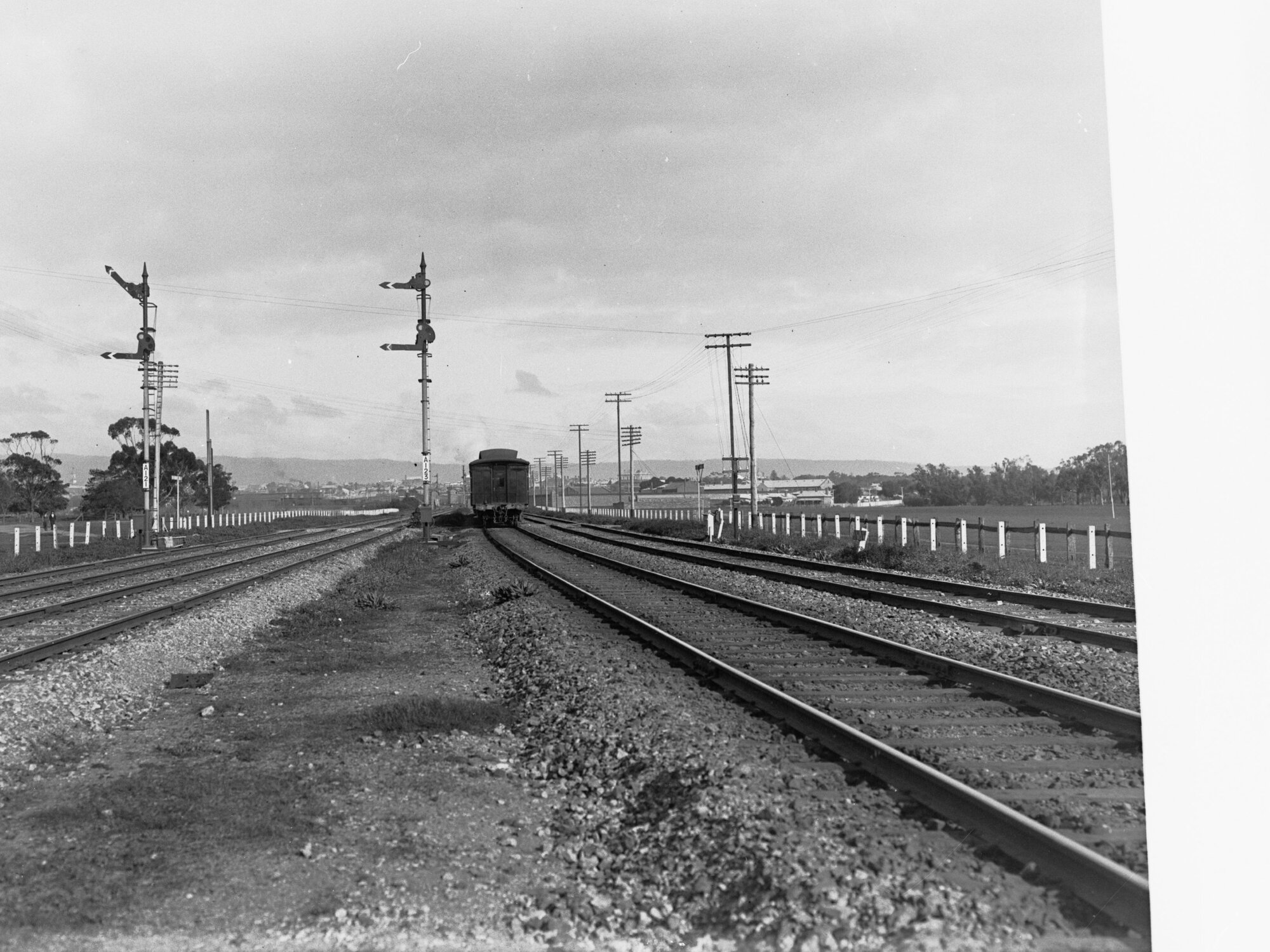 Electric signals approaching  Adelaide Railway Station, 1915
