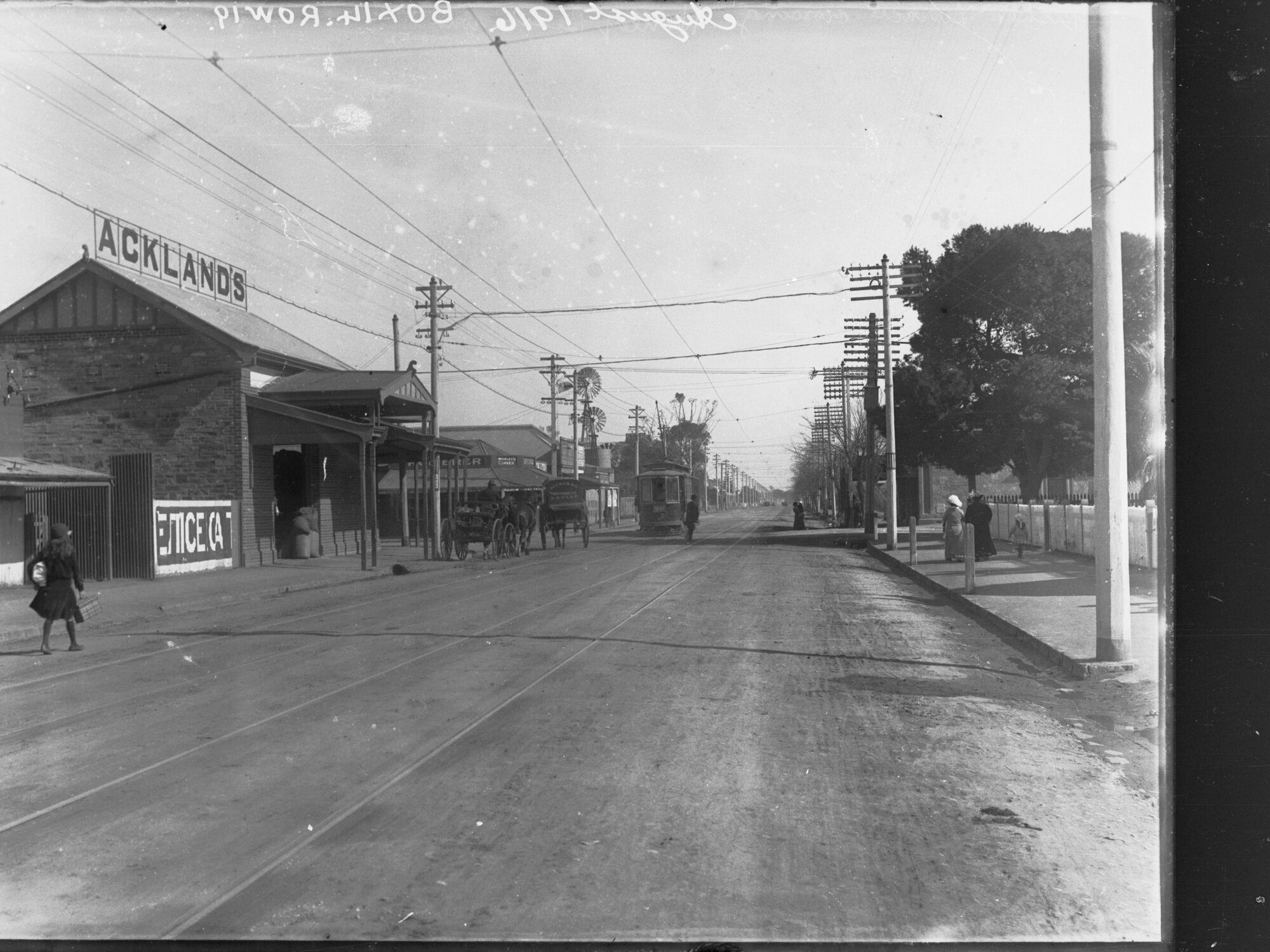 Henley Beach Road, Mile End tram at Fisher Street Crossing