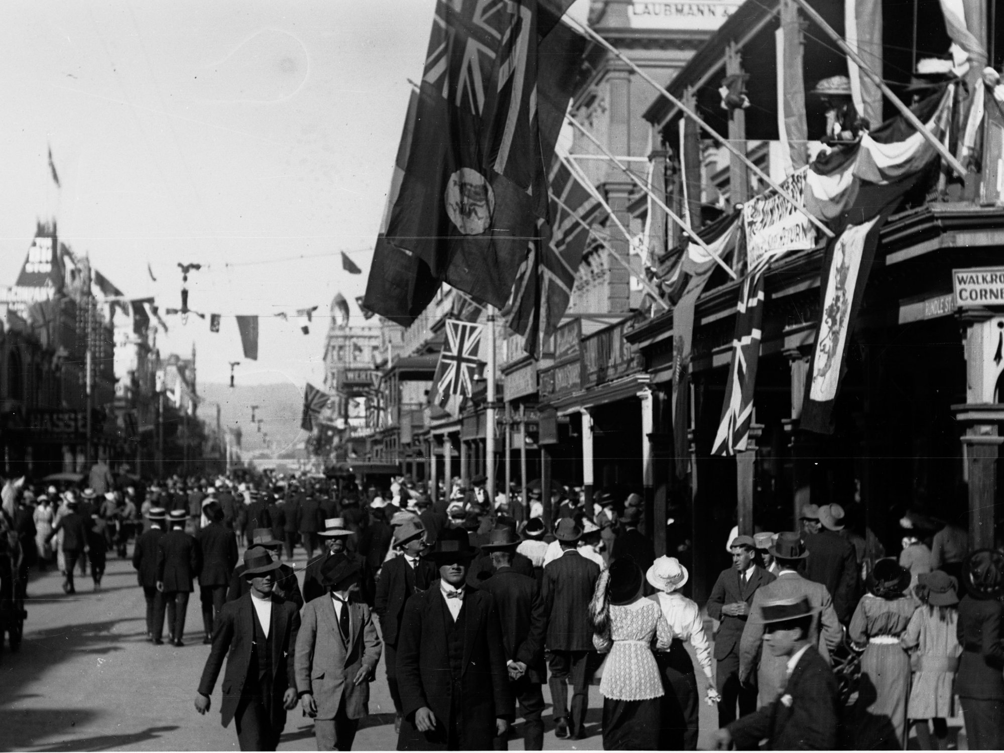 Crowds of people in Rundle Street for the visit of the Prince of Wales