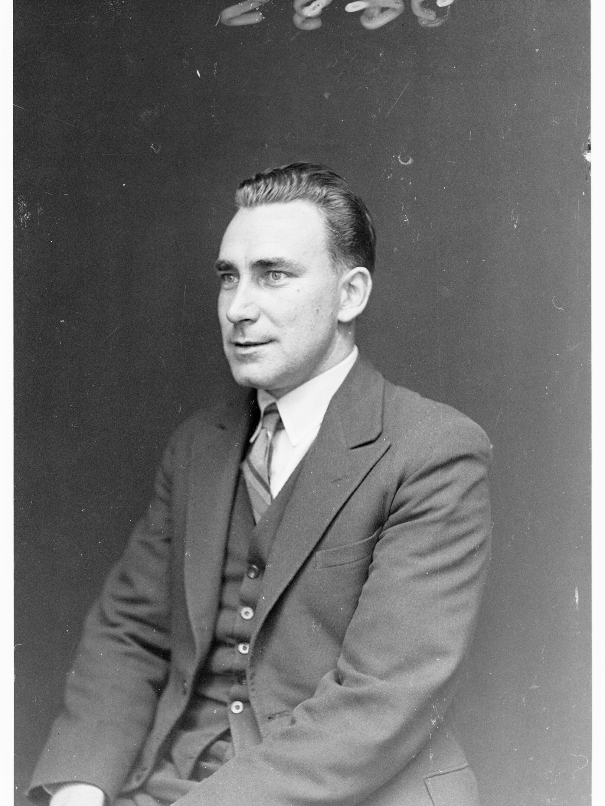 Portrait of Mr E R Dawes - Biographical Register, page 58