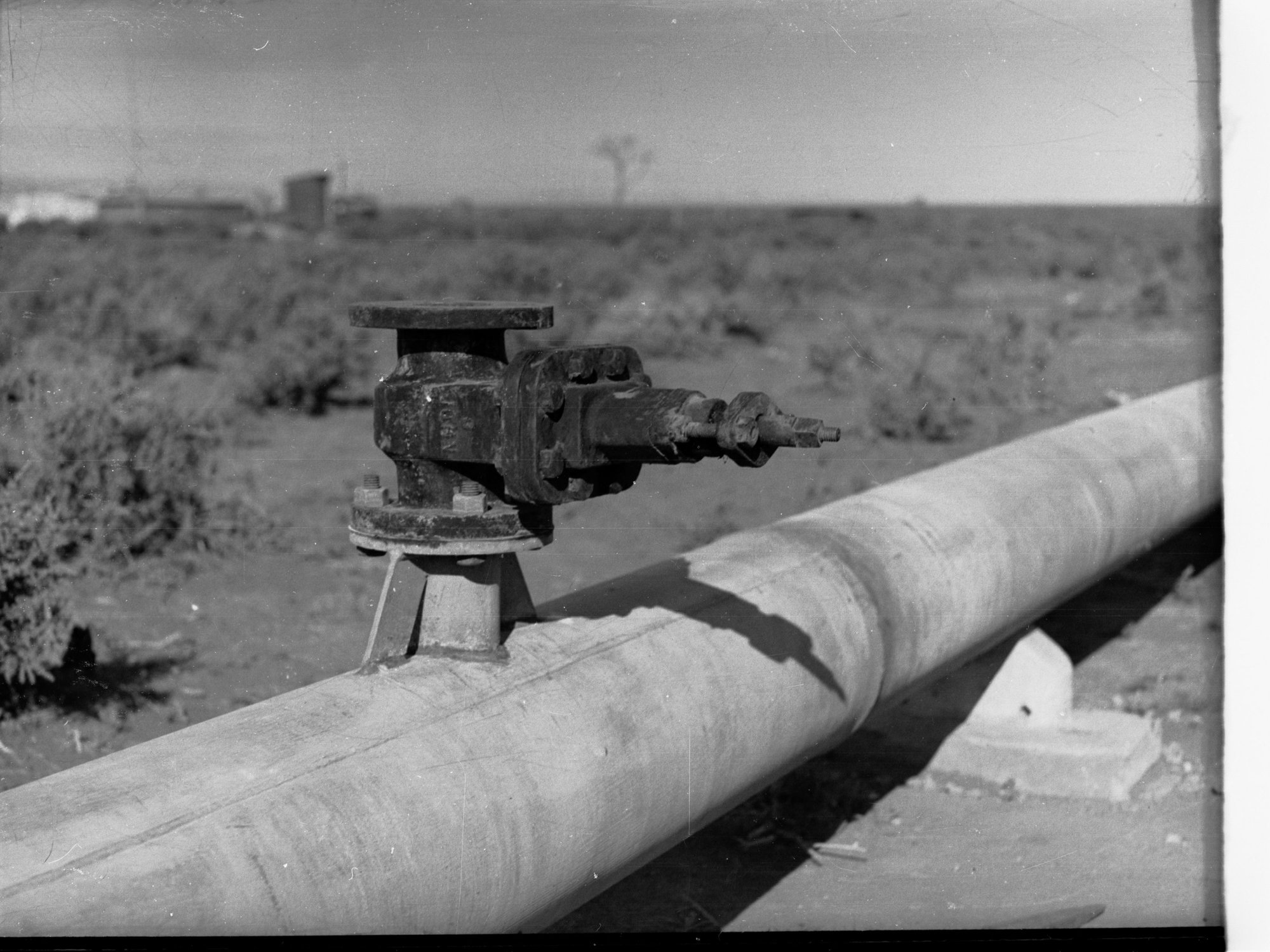 Engineering and Water Supply Department, South Australia  Pipe Line