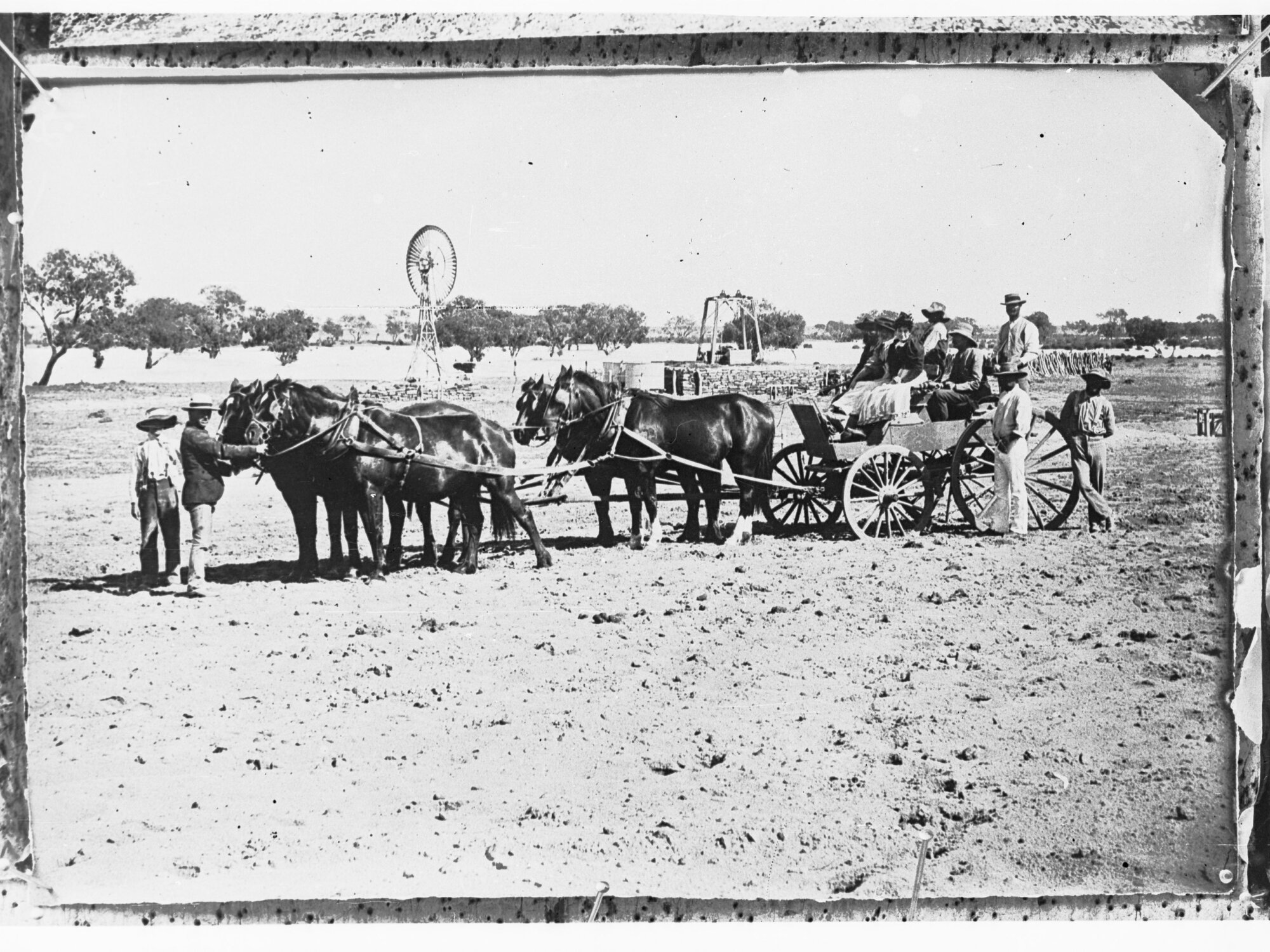 Northern Territory - mail coach running between Kopperamanna and Queensland border
