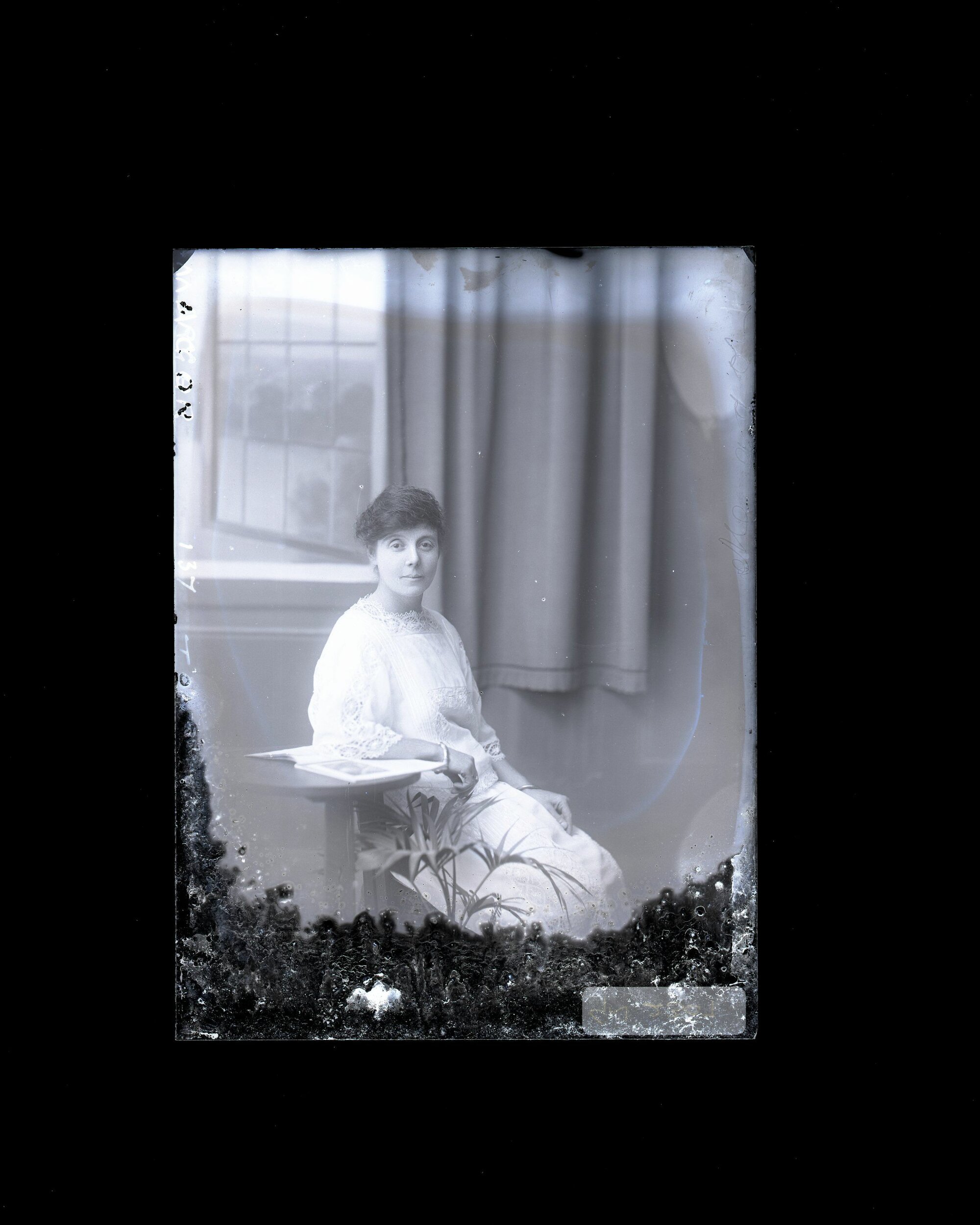 Woman - Margon