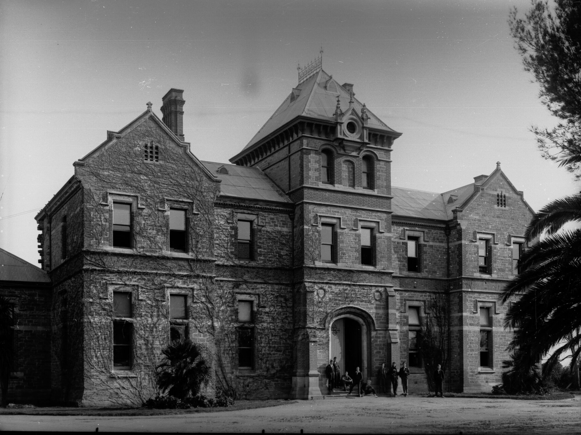 Boys Outside Historic Roseworthy College