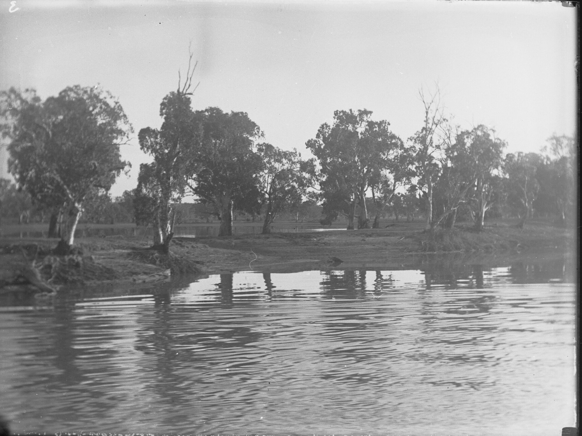 Premiers visit to Murray River, South Australia