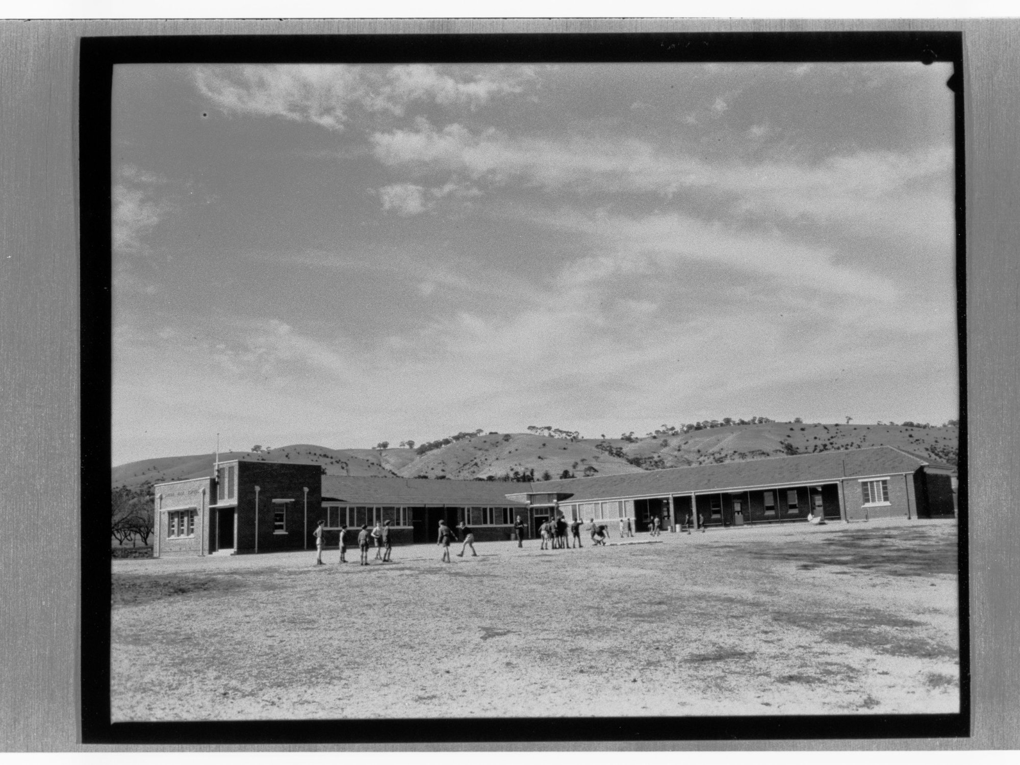 School - Linden Park