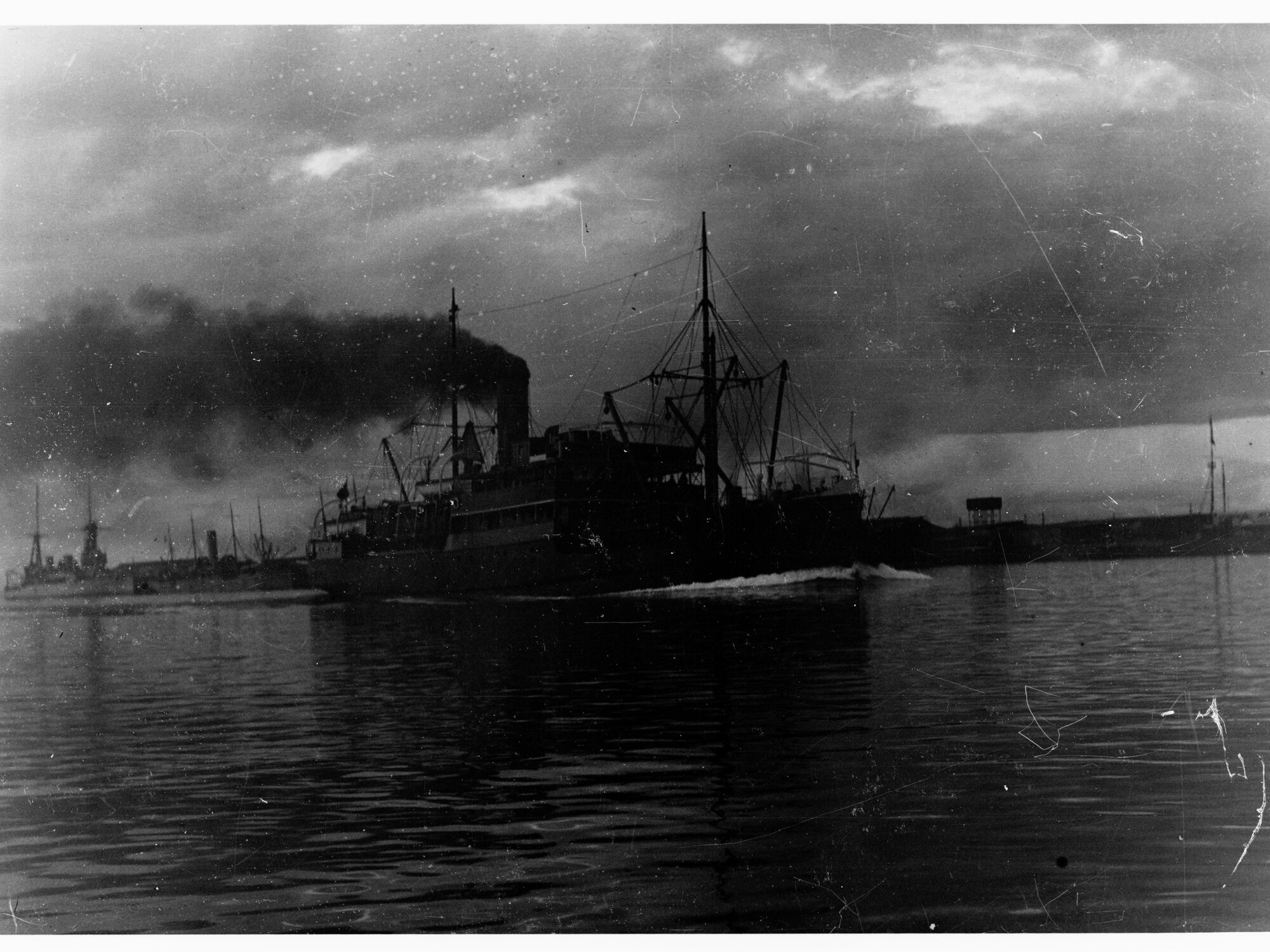 Ship "Leitrim" arriving at Port Adelaide