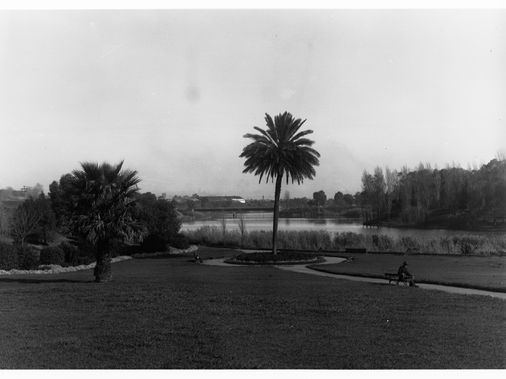 Elder Park Showing River Torrens