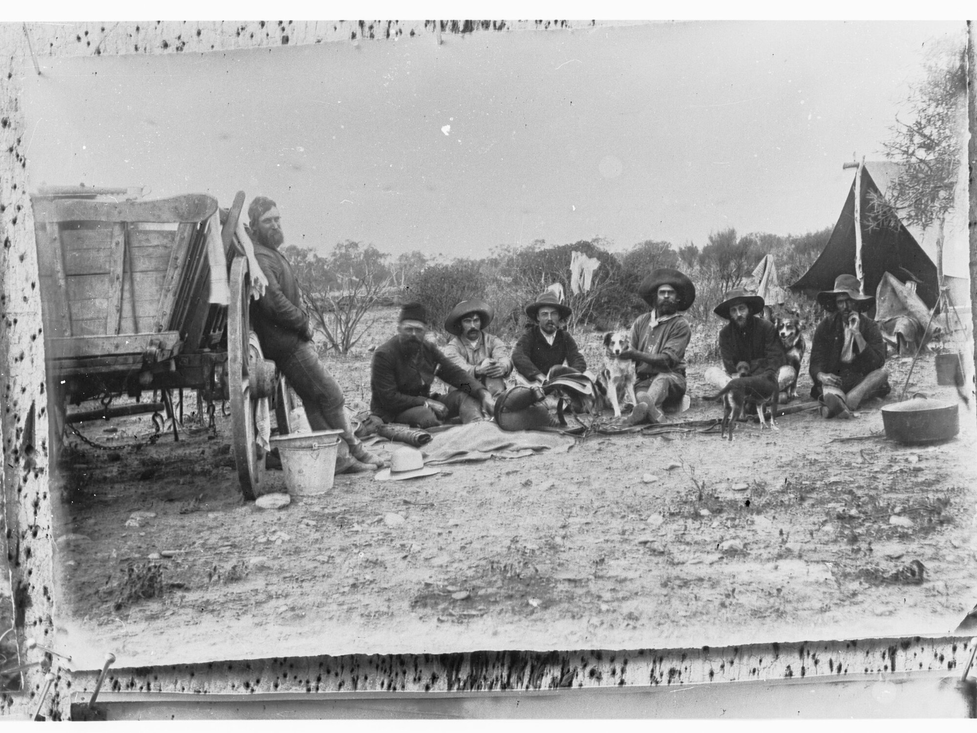 Northern Territory - men on campsite